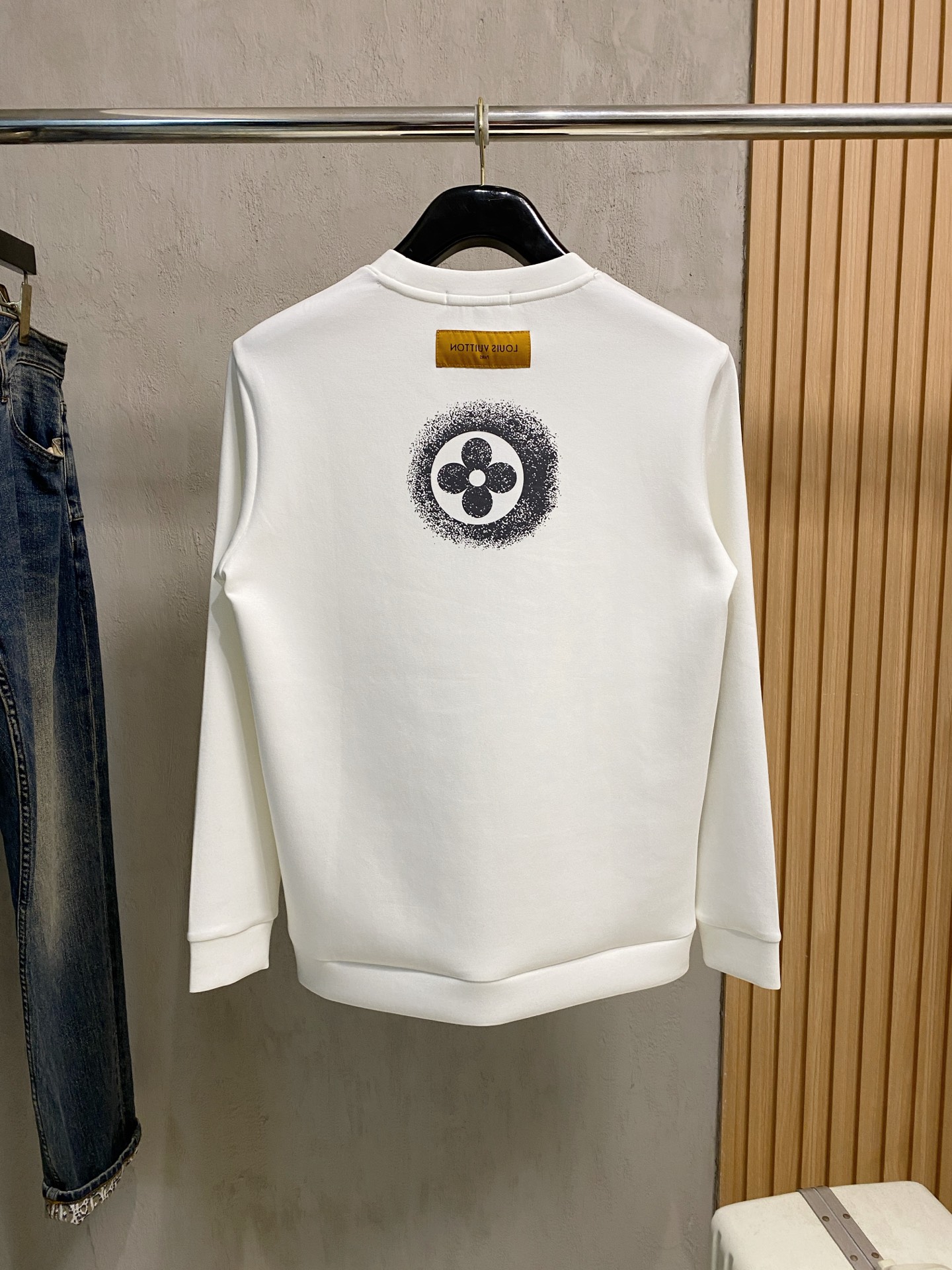 🌾 Lv 2025早秋新款 顶级版本 最新款空气层 卫衣独家发售！原版复刻，独家设计，超强工艺！极其奢华