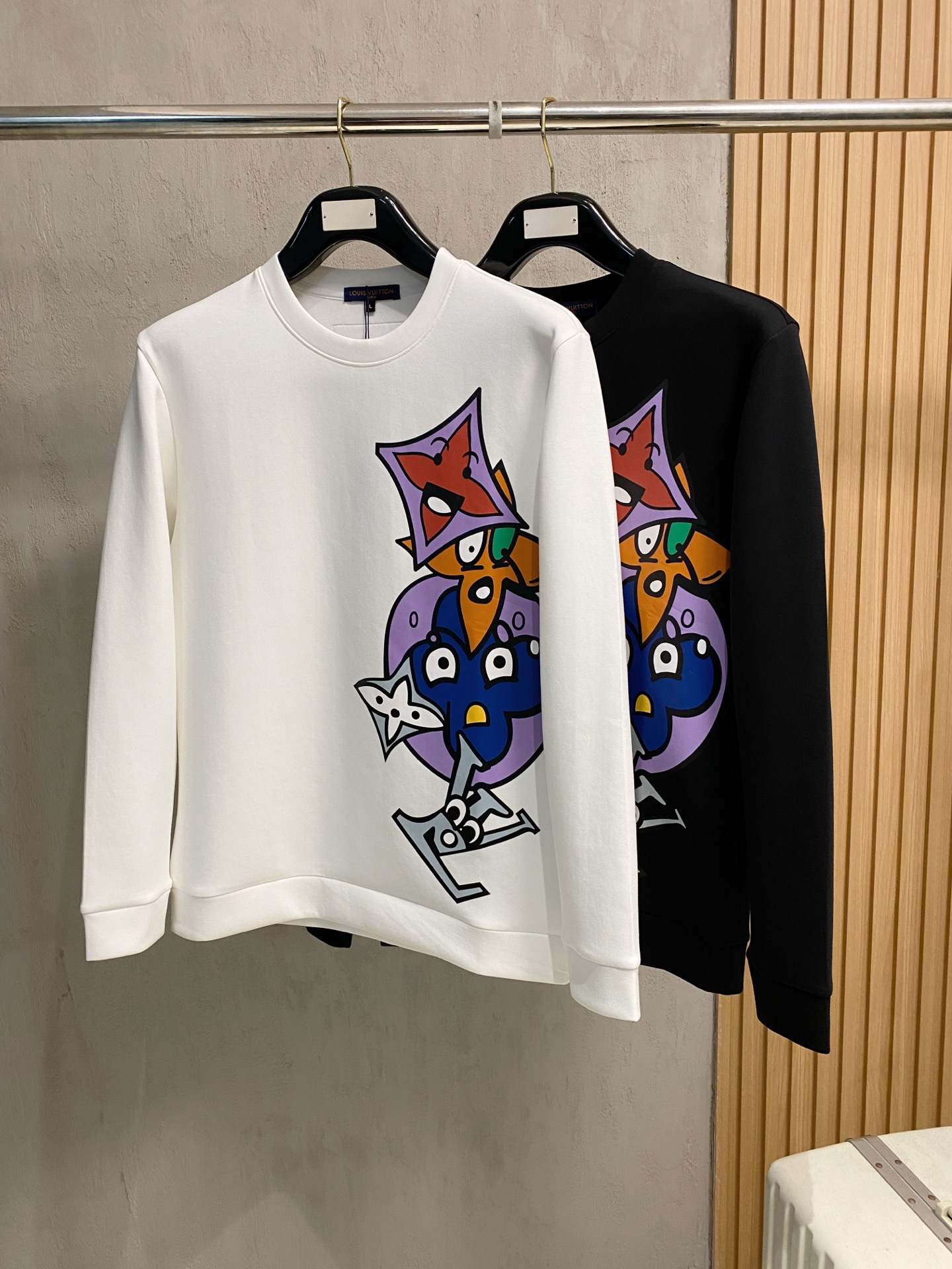 🌾 Lv 2025早秋新款 顶级版本 最新款空气层 卫衣独家发售！原版复刻，独家设计，超强工艺！极其奢华