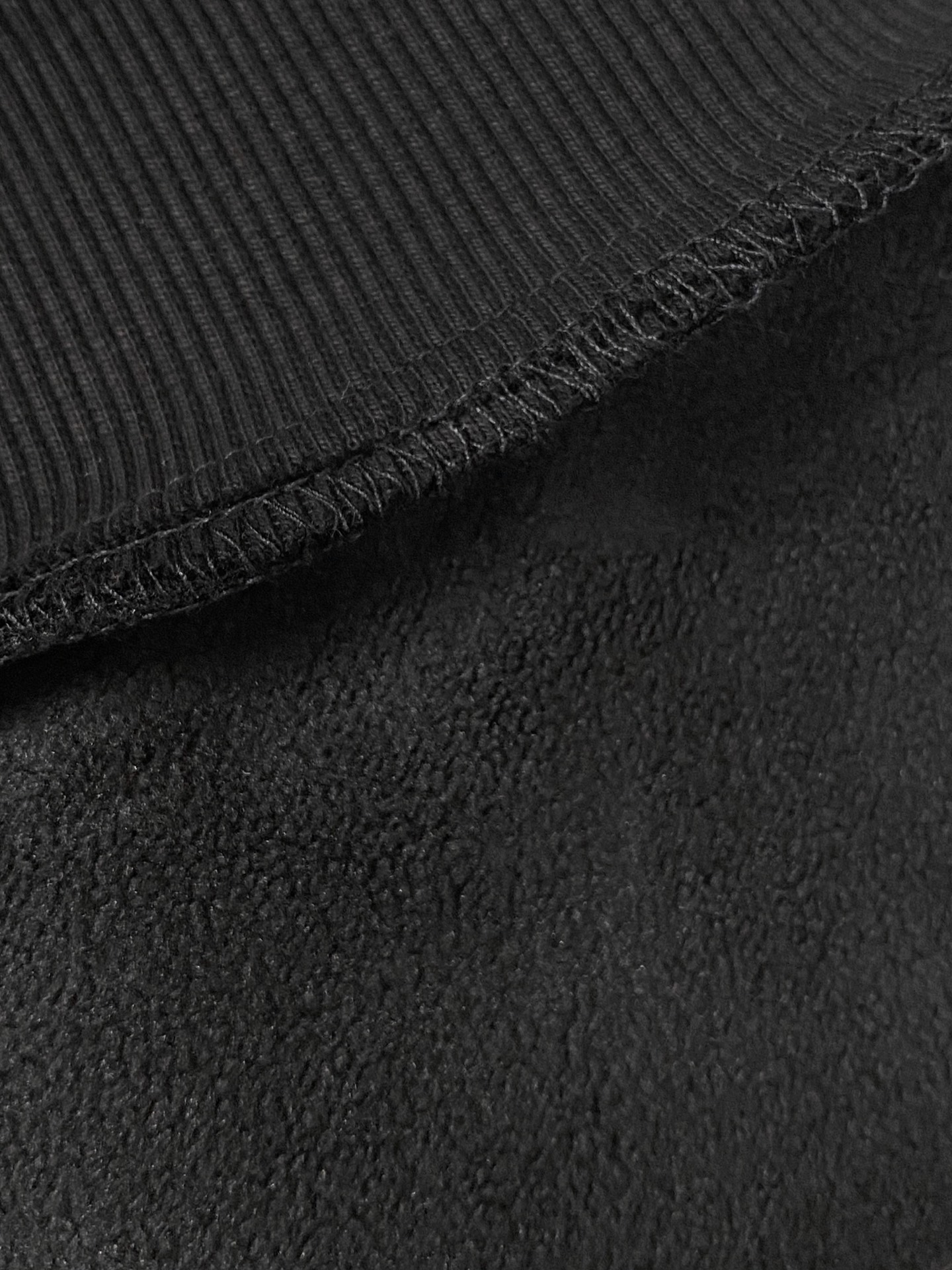 迪桑特 新品】秋冬加厚加绒新款 25ss休闲裤金典再次出现，原单订制高品质时尚休闲裤。超级百搭款。独家定