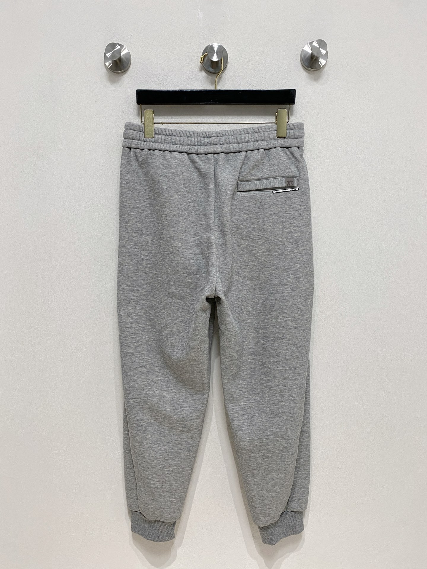 🌾 迪桑特 新品】秋冬加厚加绒新款 25ss休闲裤金典再次出现，原单订制高品质时尚休闲裤。超级百搭款。独