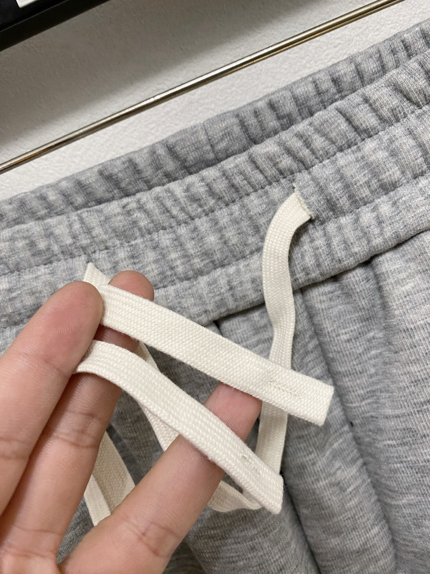 🌾 迪桑特 新品】秋冬加厚加绒新款 25ss休闲裤金典再次出现，原单订制高品质时尚休闲裤。超级百搭款。独