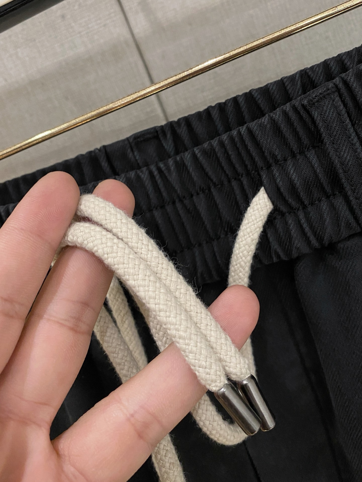 克罗心 新品】秋冬加厚加绒新款 25ss休闲裤金典再次出现，原单订制高品质时尚休闲裤。超级百搭款。独家定