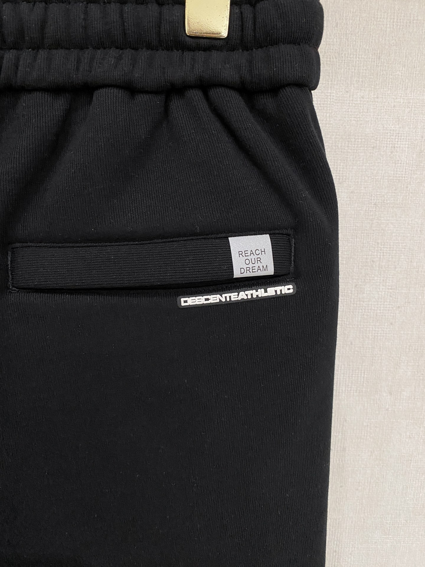 迪桑特 新品】秋冬加厚加绒新款 25ss休闲裤金典再次出现，原单订制高品质时尚休闲裤。超级百搭款。独家定