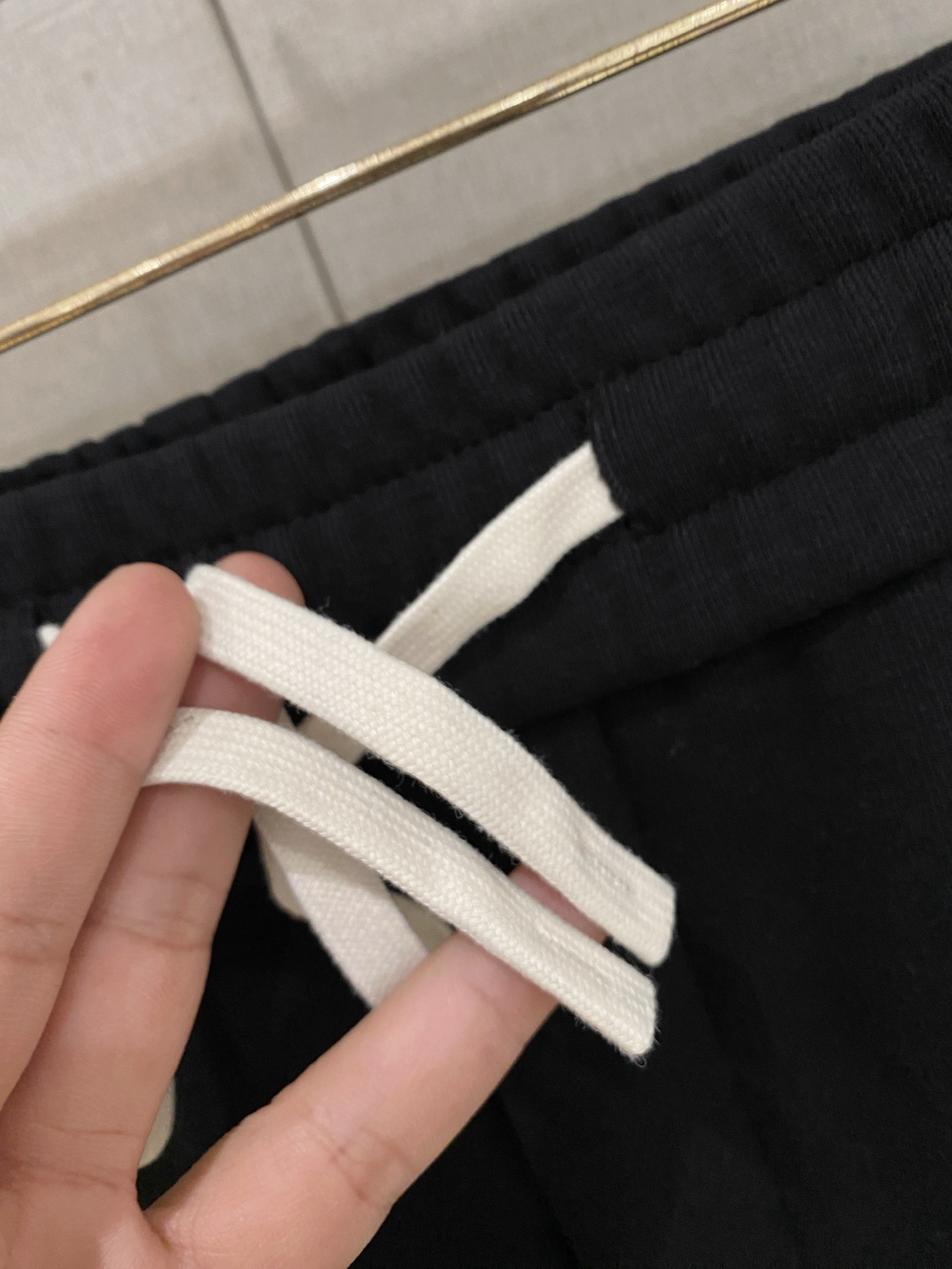 迪桑特 新品】秋冬加厚加绒新款 25ss休闲裤金典再次出现，原单订制高品质时尚休闲裤。超级百搭款。独家定