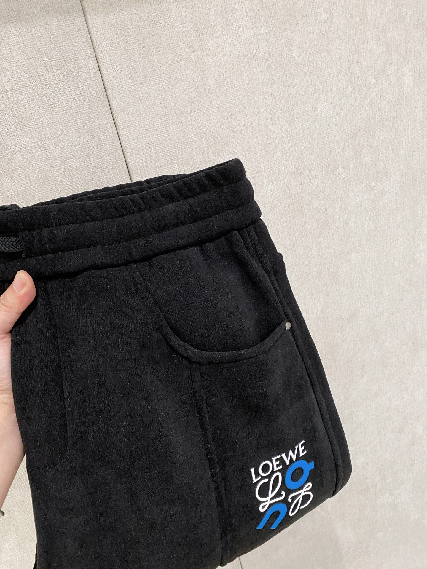 罗意威 新品】秋冬加厚加绒新款 25ss休闲裤金典再次出现，原单订制高品质时尚休闲裤。超级百搭款。独家定