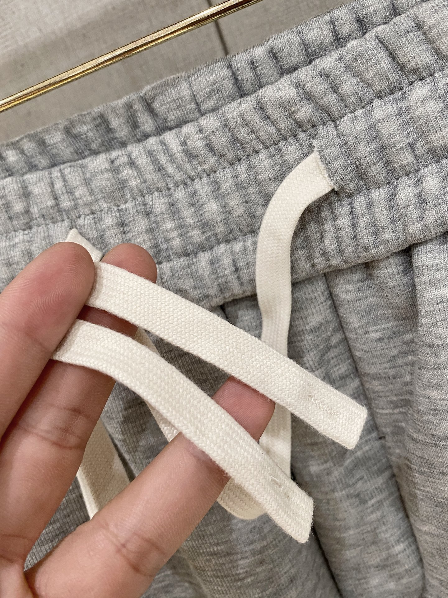 迪桑特 新品】秋冬加厚加绒新款 25ss休闲裤金典再次出现，原单订制高品质时尚休闲裤。超级百搭款。独家定