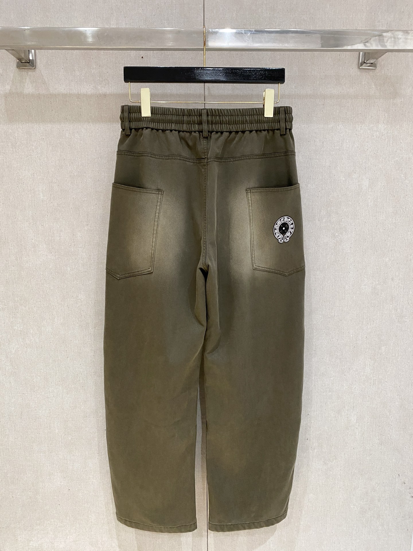 克罗心 新品】秋冬加厚加绒新款 25ss休闲裤金典再次出现，原单订制高品质时尚休闲裤。超级百搭款。独家定