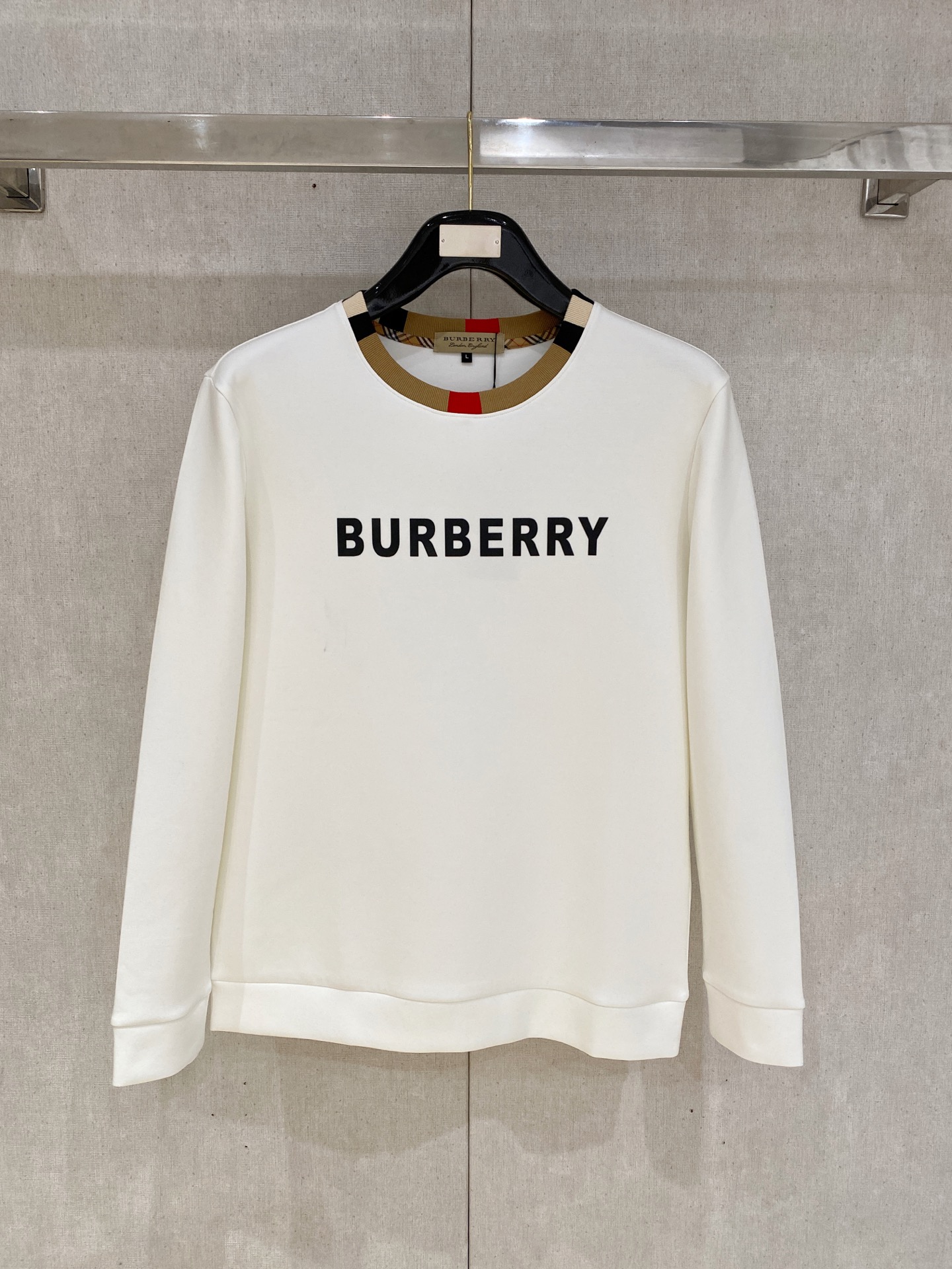 NO:615132,Burberry 2025 early autumn new top version latest air layer sweatshirt exclusive sale!  Original replica, exclusive design, super craftsmanship!  Extremely luxurious!  The pattern is awesome!  Size M-4xl,,burberry,hoodie,sweatshirts,alexander wang19860909巴宝莉 2025早秋新款 顶级版本 最新款空气层 卫衣独家发售！原版复刻,独家设计,超强工艺！极其奢华！版型超赞！尺码M-4xl,,burberry,hoodie,sweatshirts,alexander wang,Men's clothing