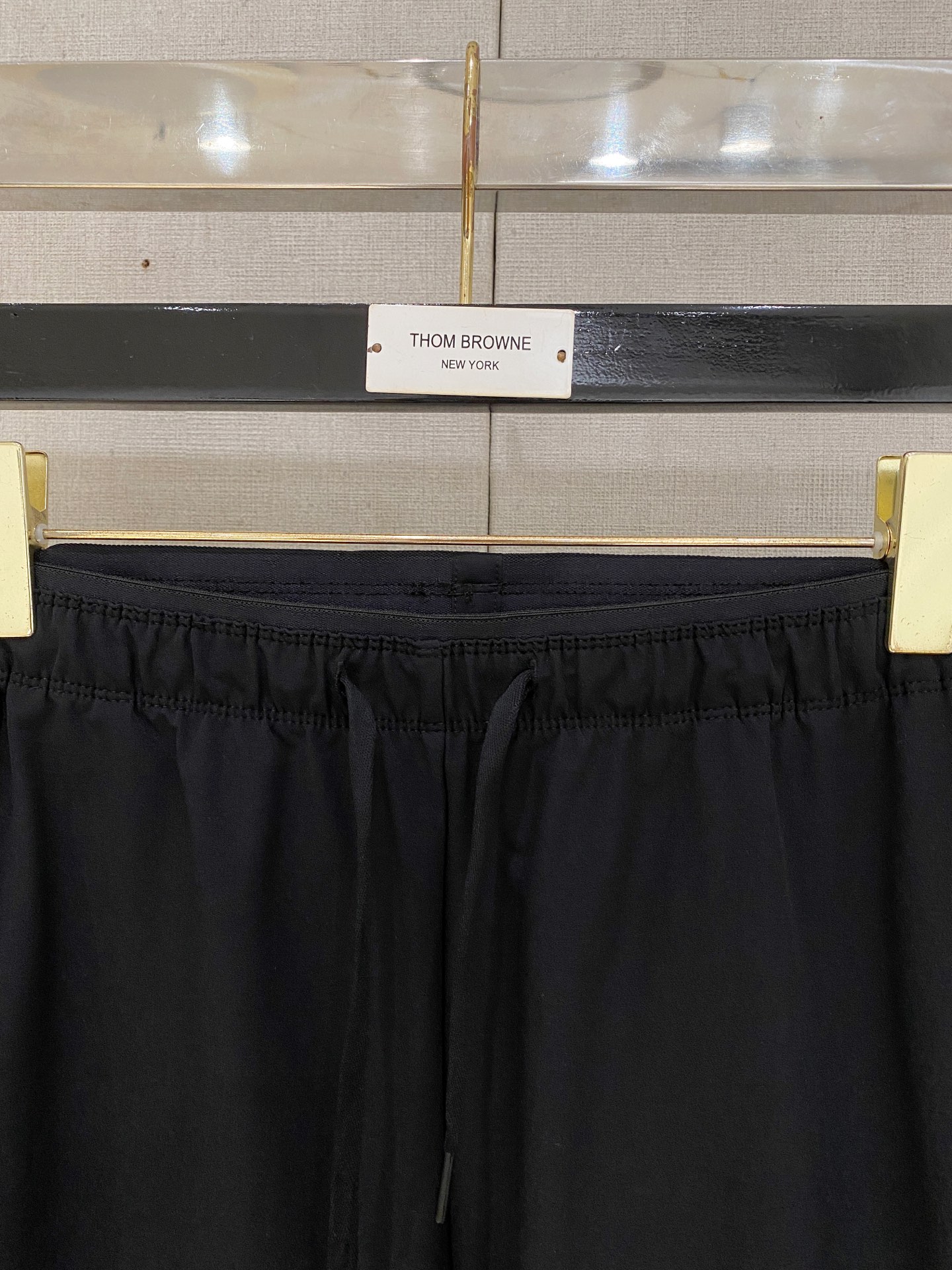 始祖鸟 男士休闲裤👍速干面料休闲裤，最新款上身版型无敌正！绝对可以闭眼收的一款此款裤子非常百搭，弹力腰围