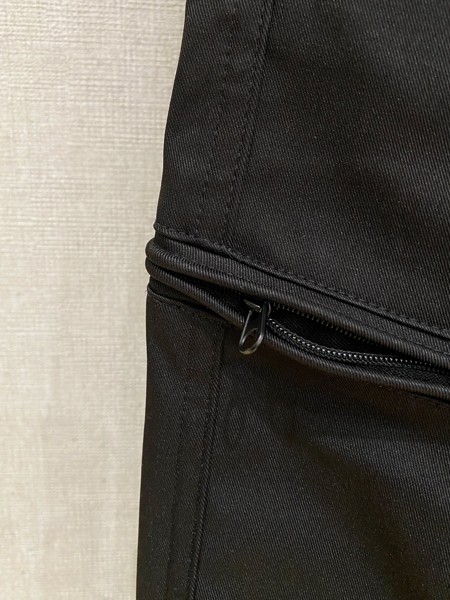 ARC‘TERYX —始祖鸟户外防风保暖透气冬季男士软壳裤！无缝设计 高热度鸟家户外机能风3D立体修身裁