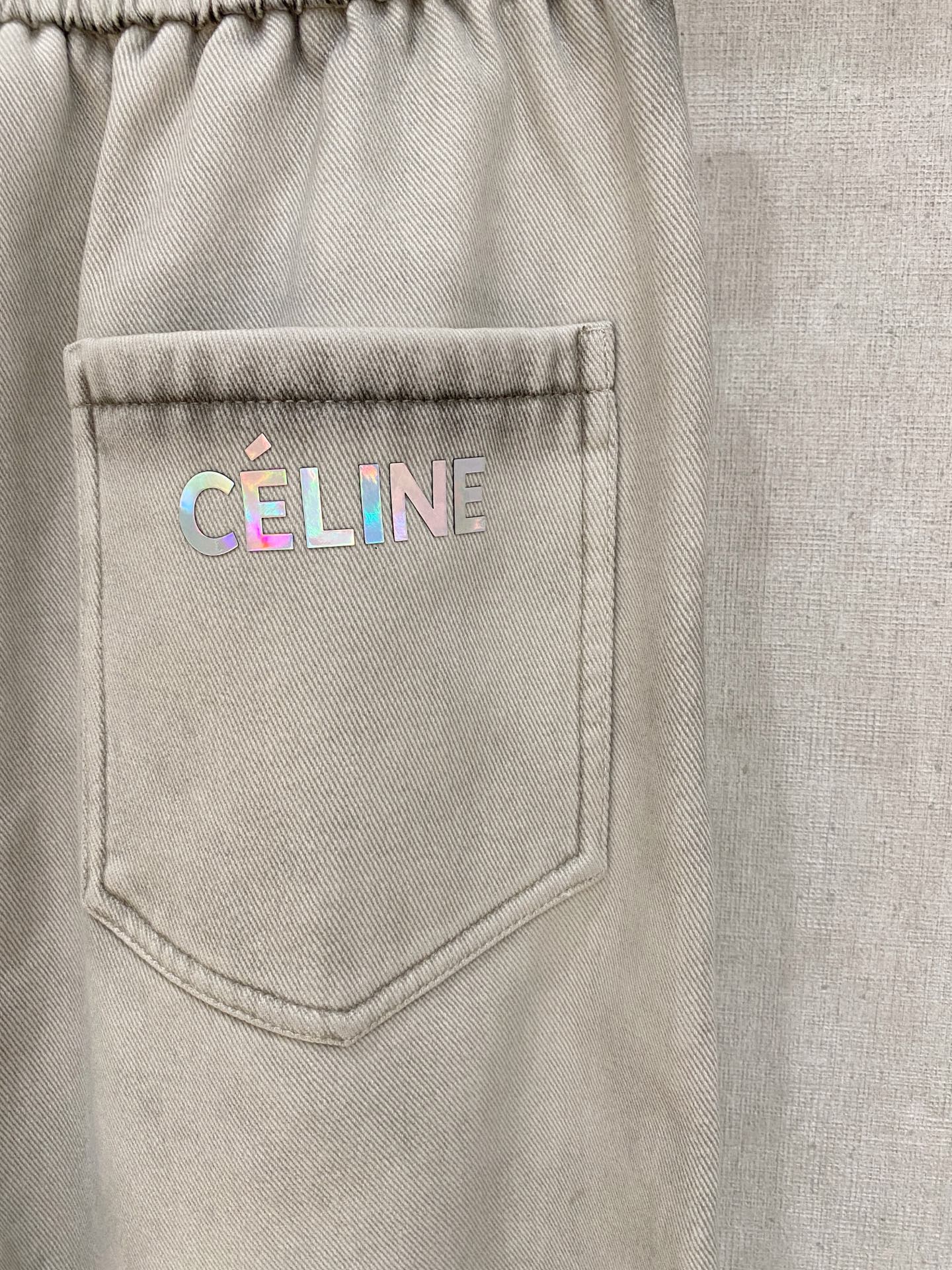 Celine 2025秋冬最新系列男士加厚休闲裤！内里加绒，非常保暖，北方的宝子们赶紧备上！采用客供弹力