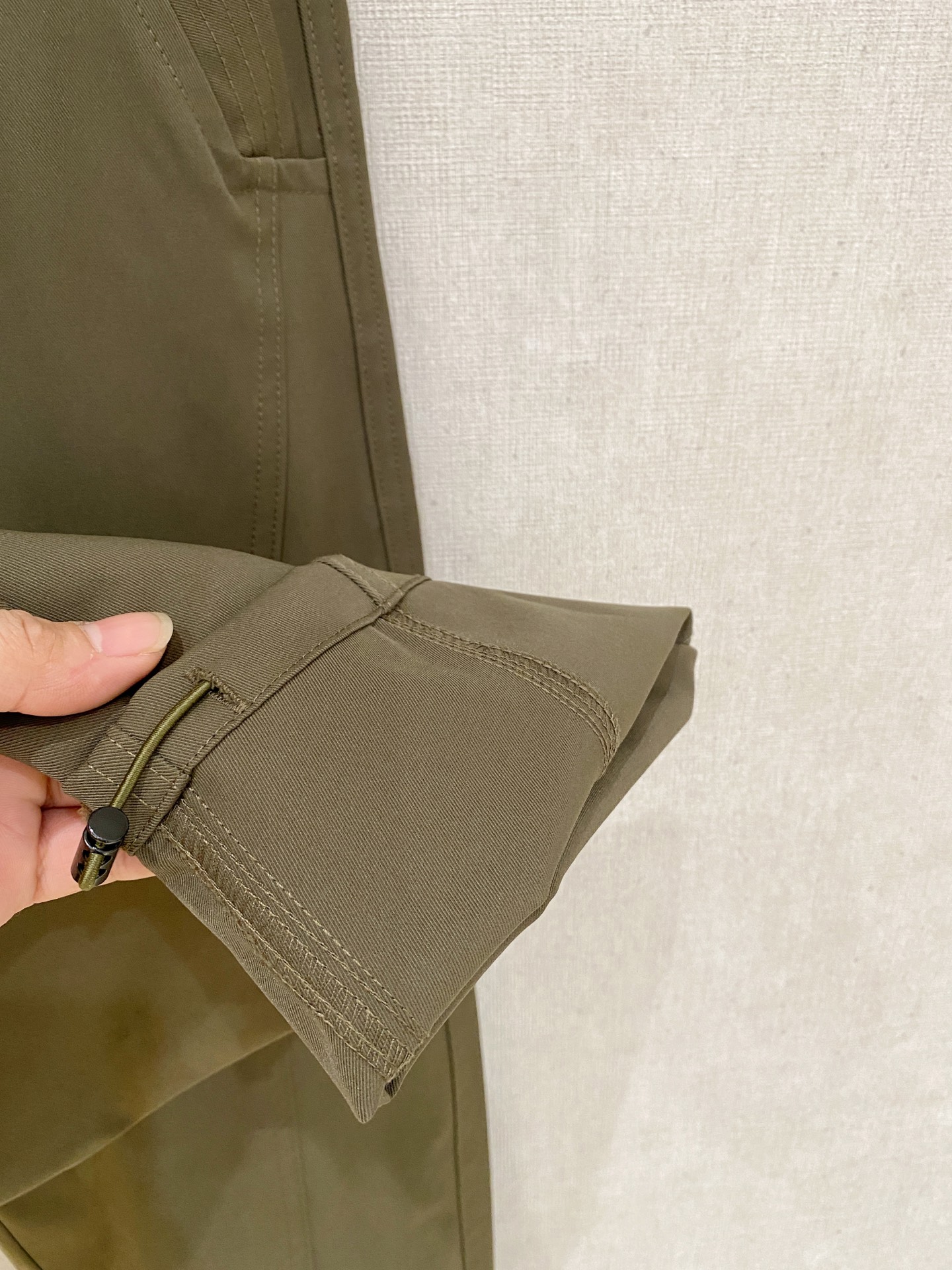 ARC‘TERYX —始祖鸟户外防风保暖透气冬季男士软壳裤！无缝设计 高热度鸟家户外机能风3D立体修身裁