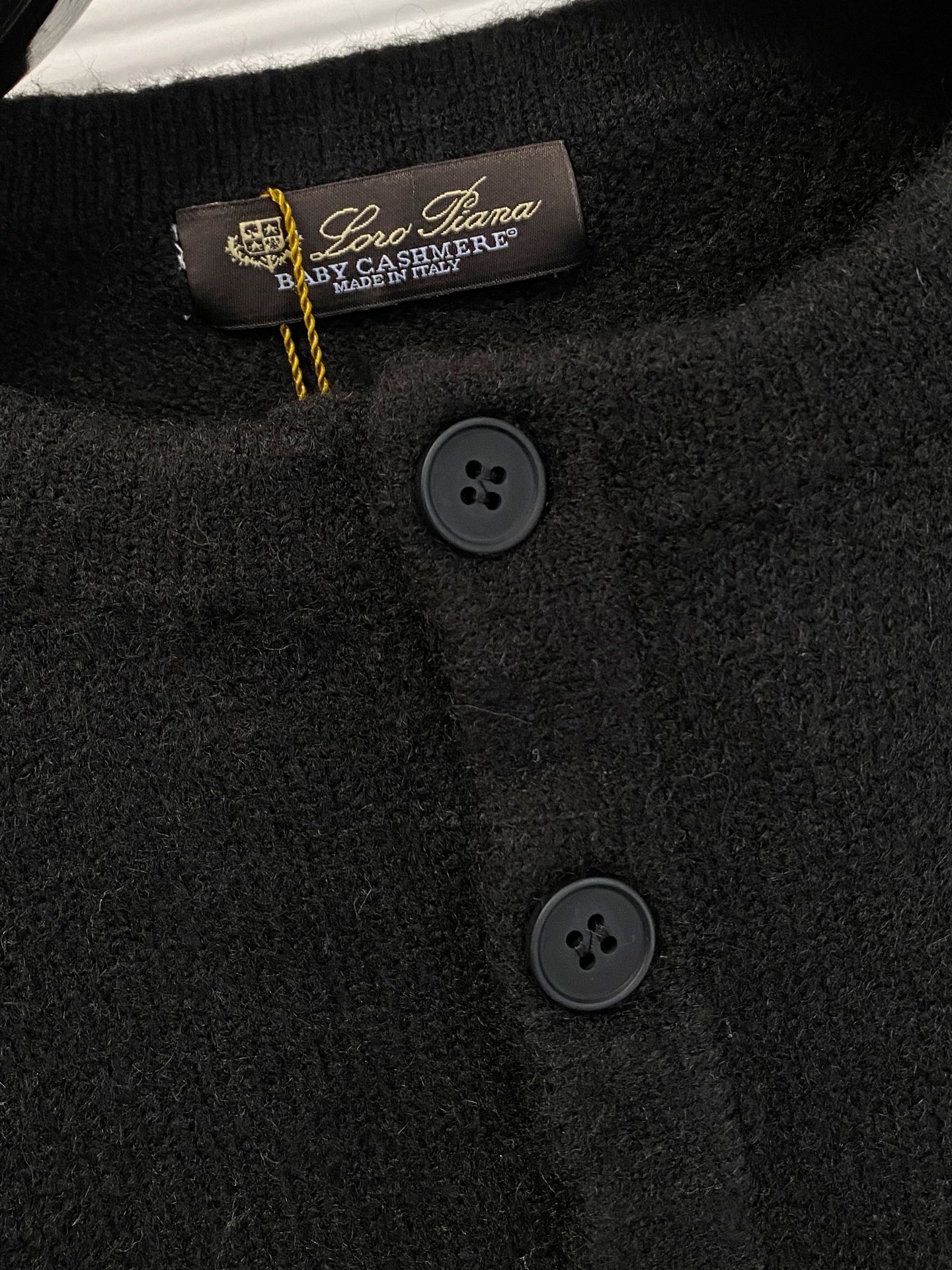 lP🆕【新品】秋冬新款针织羊毛衫高品质意大利进口羊毛面料，高密度针织，时尚百搭毛衣，帅气十足。耐穿不易变