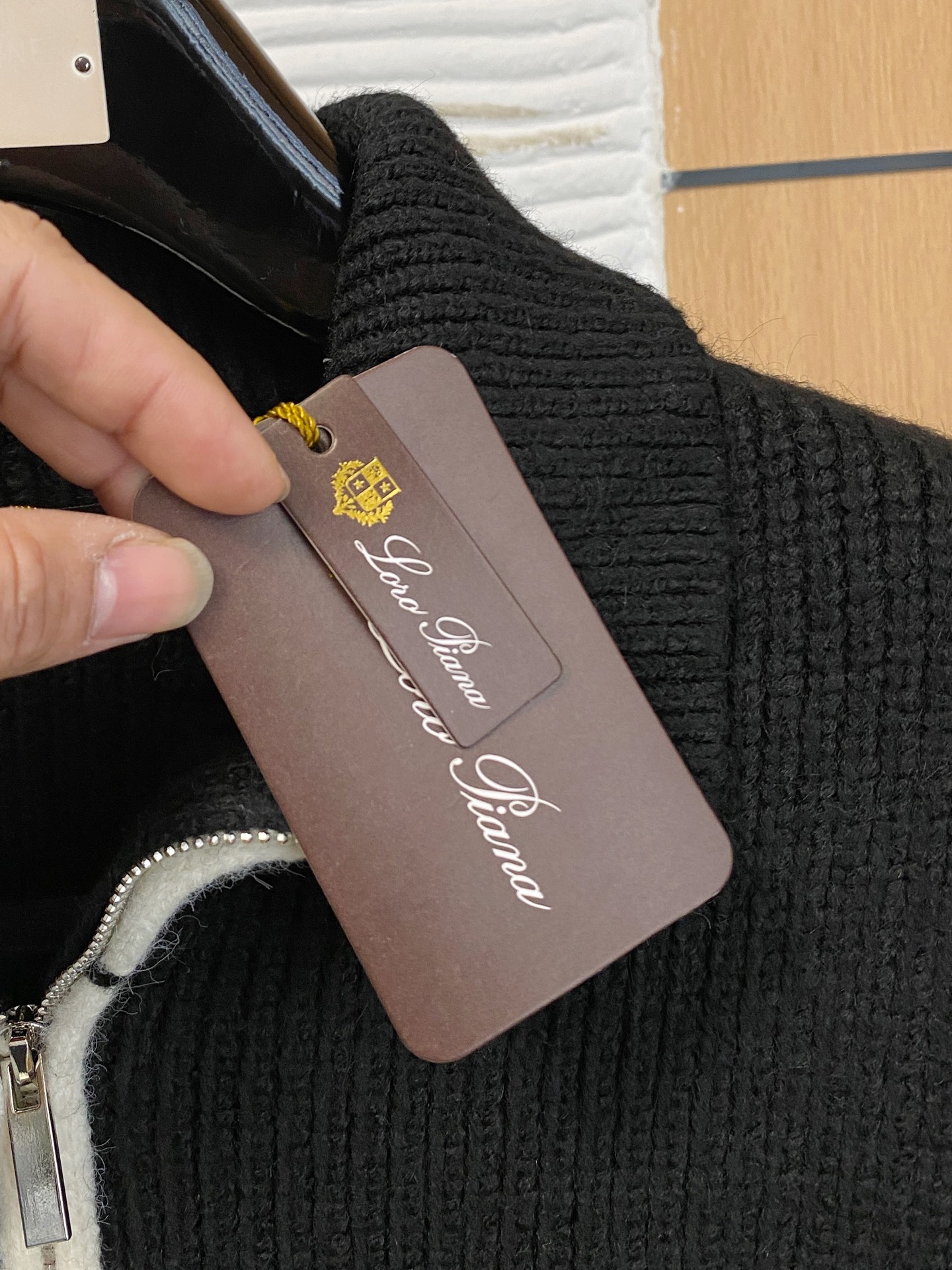 lP🆕 【新品】秋冬新款针织羊毛衫高品质意大利进口羊毛面料，高密度针织，时尚百搭毛衣，帅气十足。耐穿不易