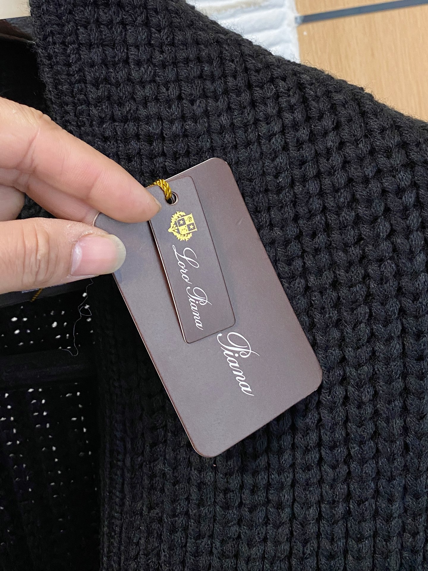 lP🆕 【新品】秋冬新款针织羊毛衫高品质意大利进口羊毛面料，高密度针织，时尚百搭毛衣，帅气十足。耐穿不易