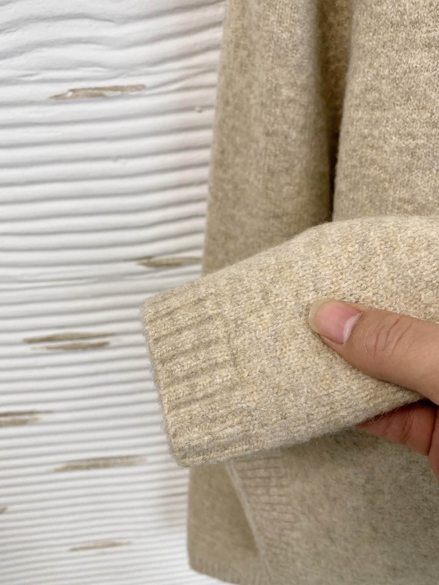 lP🆕【新品】秋冬新款针织羊毛衫高品质意大利进口羊毛面料，高密度针织，时尚百搭毛衣，帅气十足。耐穿不易变