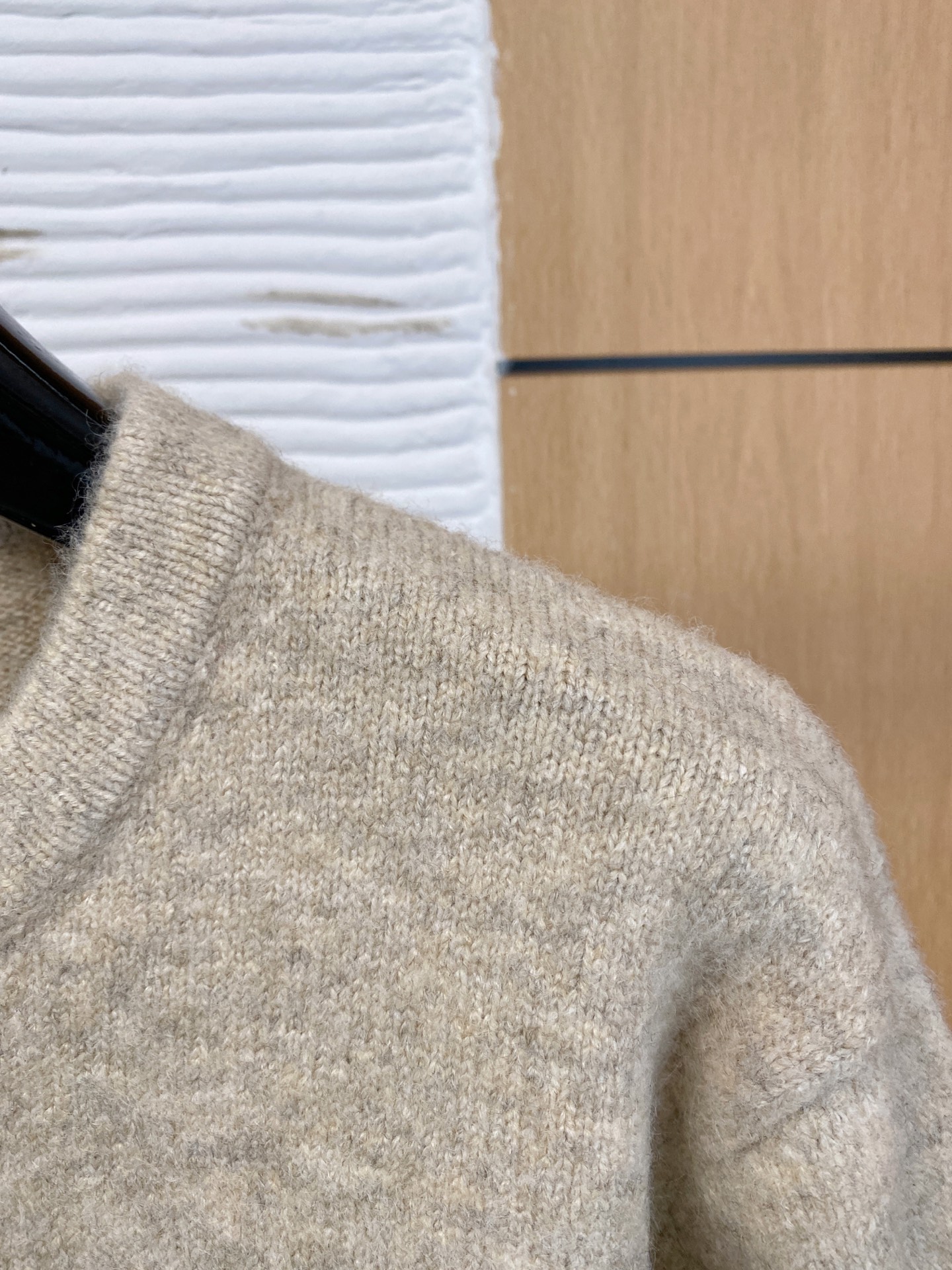 lP🆕【新品】秋冬新款针织羊毛衫高品质意大利进口羊毛面料，高密度针织，时尚百搭毛衣，帅气十足。耐穿不易变