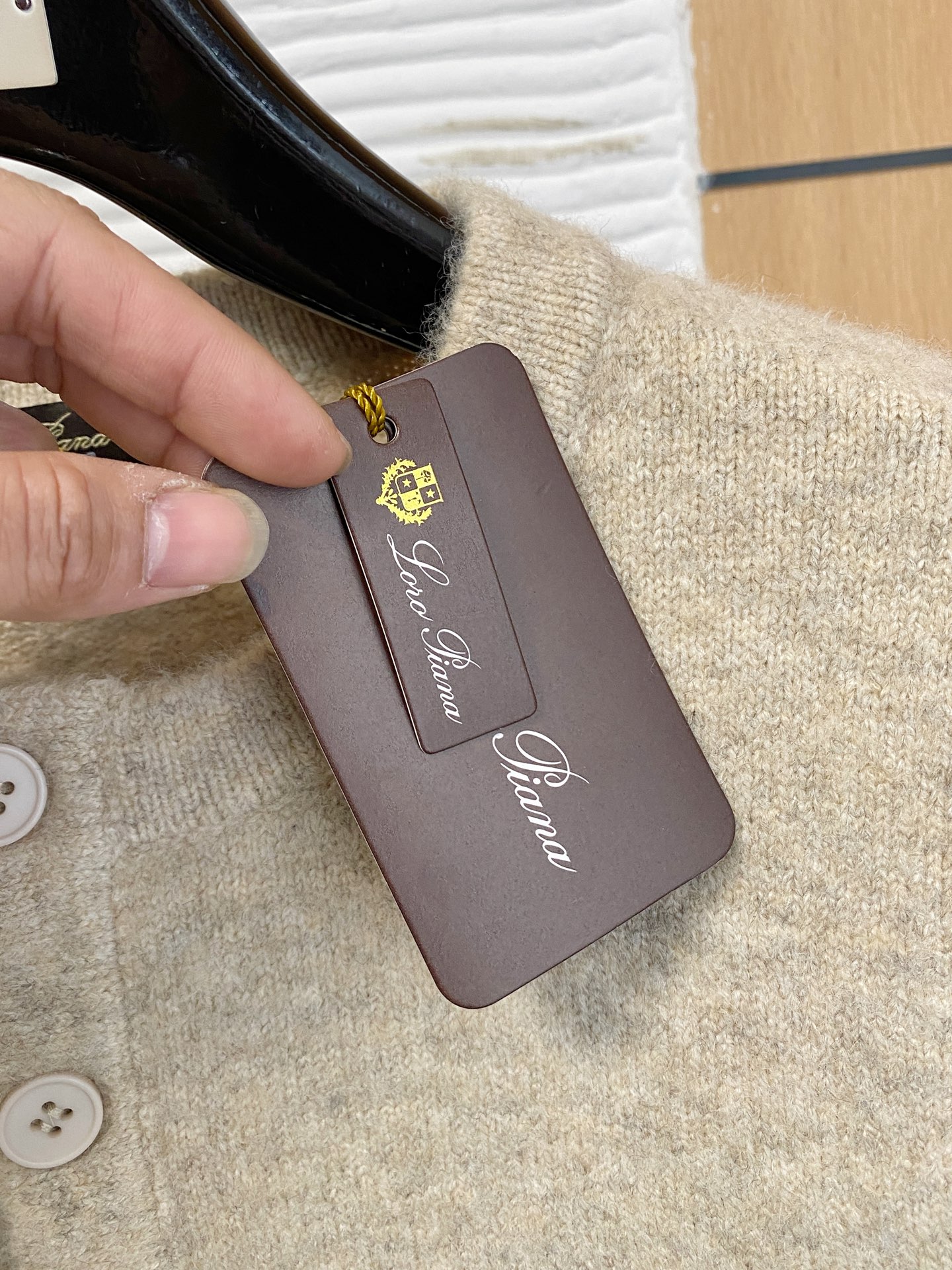 lP🆕【新品】秋冬新款针织羊毛衫高品质意大利进口羊毛面料，高密度针织，时尚百搭毛衣，帅气十足。耐穿不易变