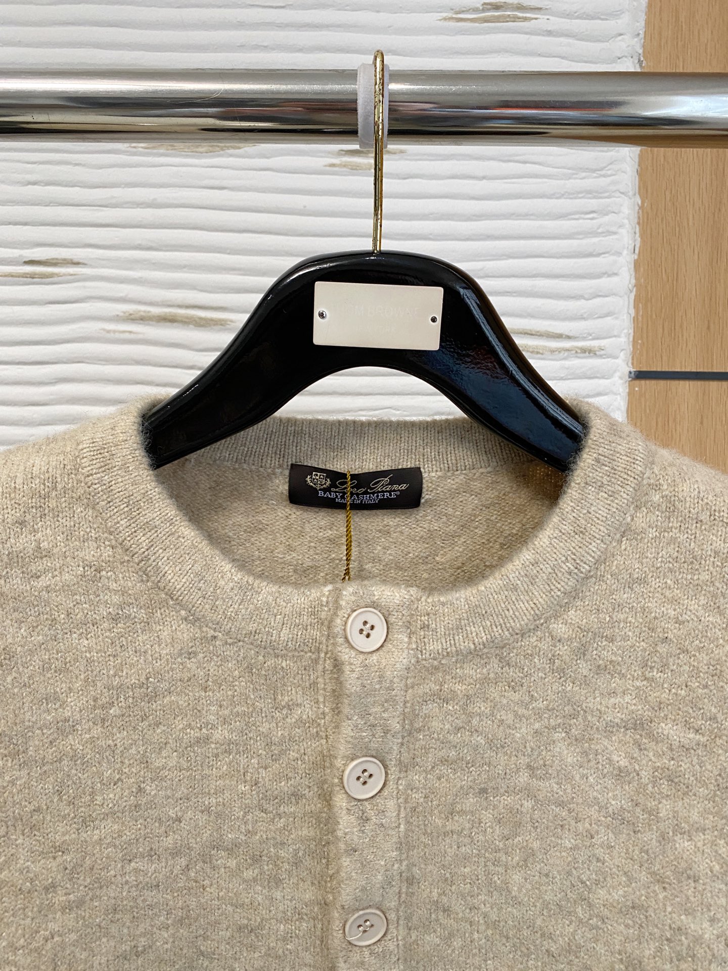 lP🆕【新品】秋冬新款针织羊毛衫高品质意大利进口羊毛面料，高密度针织，时尚百搭毛衣，帅气十足。耐穿不易变