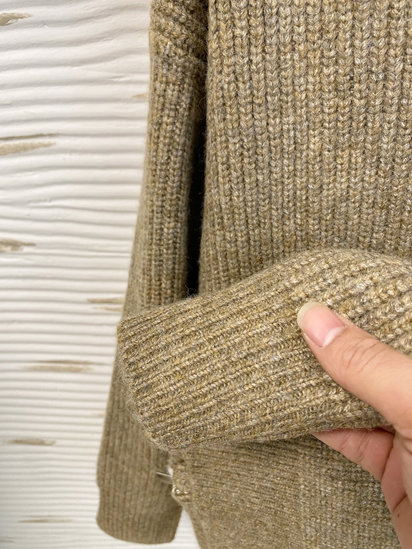 lP🆕 【新品】秋冬新款针织羊毛衫高品质意大利进口羊毛面料，高密度针织，时尚百搭毛衣，帅气十足。耐穿不易