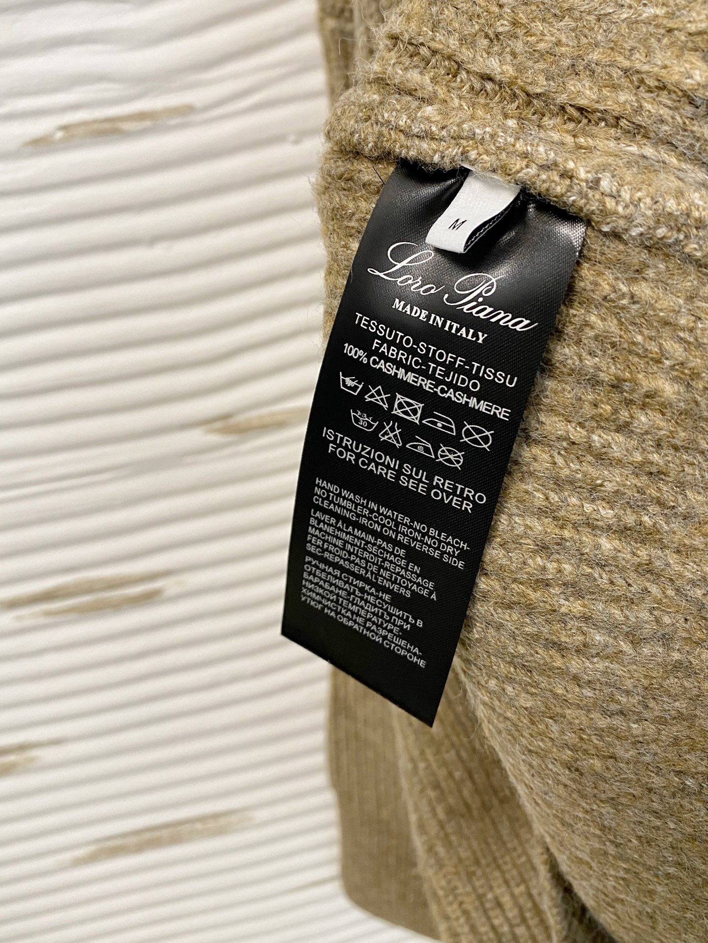 lP🆕 【新品】秋冬新款针织羊毛衫高品质意大利进口羊毛面料，高密度针织，时尚百搭毛衣，帅气十足。耐穿不易