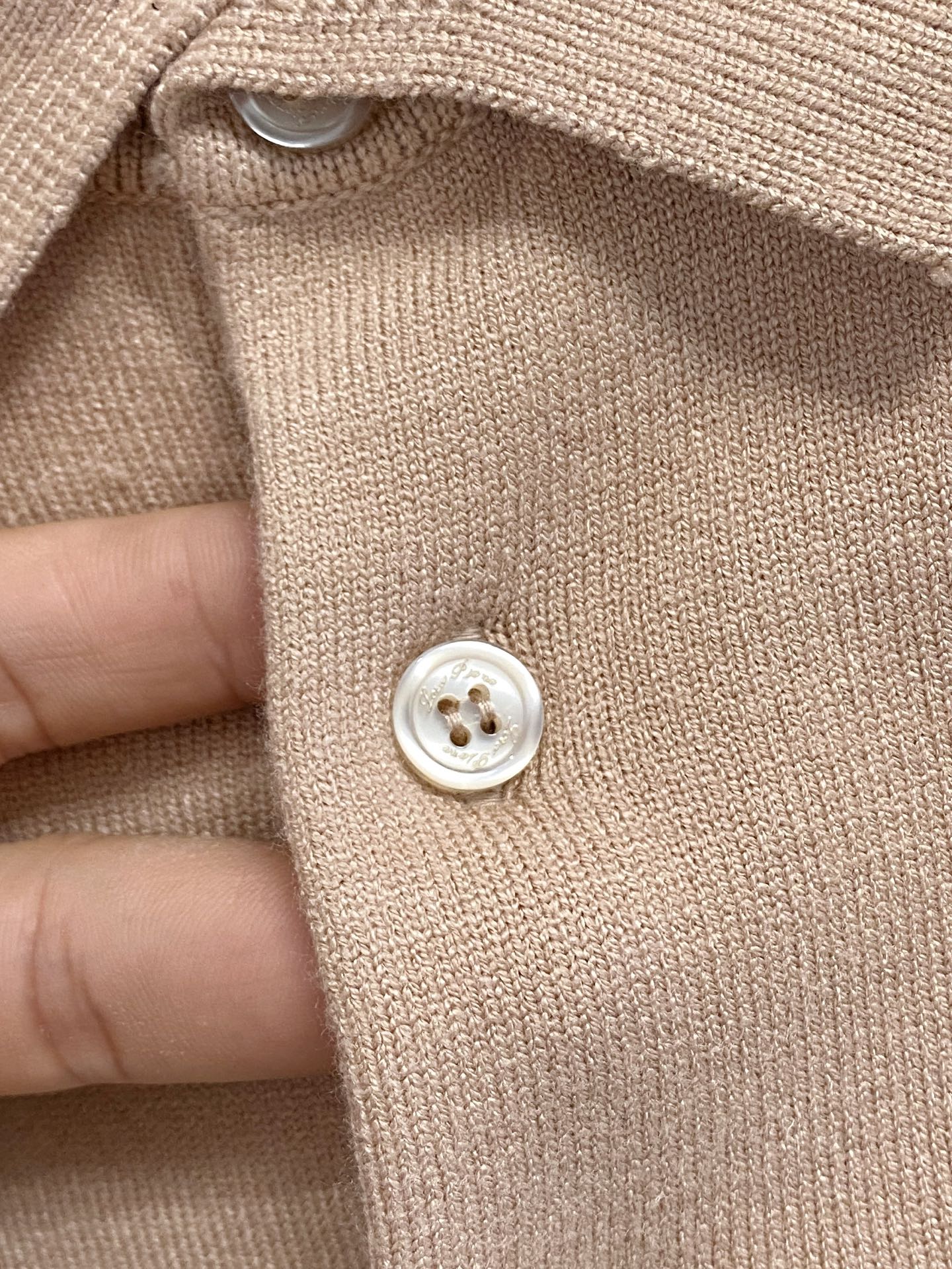 Loro Piana 毛衣 2025秋冬最新系列，专柜1:1顶级复刻，全品相！加厚款，潮人必备单品！懂货