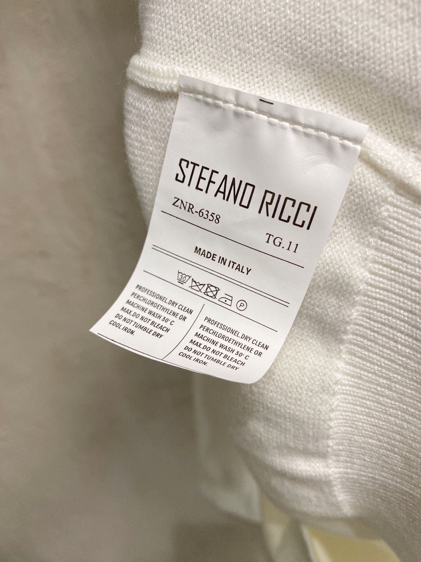 史蒂芬 毛衣 2025秋冬最新系列，专柜1:1顶级复刻，全品相！加厚款，潮人必备单品！懂货的老铁赶紧下手