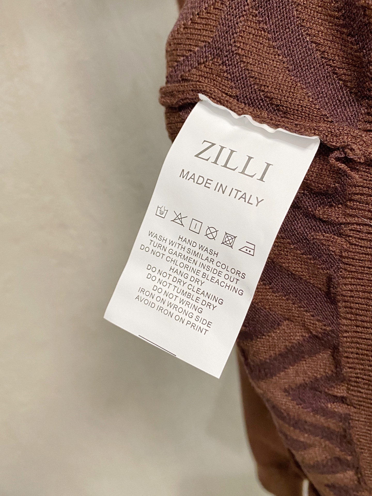 齐利 毛衣 2025秋冬最新系列，专柜1:1顶级复刻，全品相！加厚款，潮人必备单品！懂货的老铁赶紧下手，