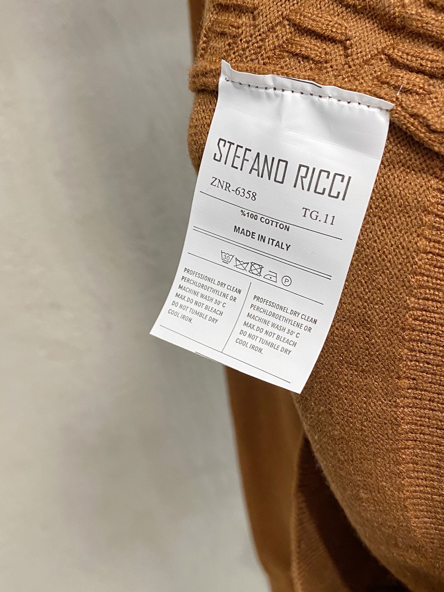 史蒂芬 毛衣 2025秋冬最新系列，专柜1:1顶级复刻，全品相！加厚款，潮人必备单品！懂货的老铁赶紧下手