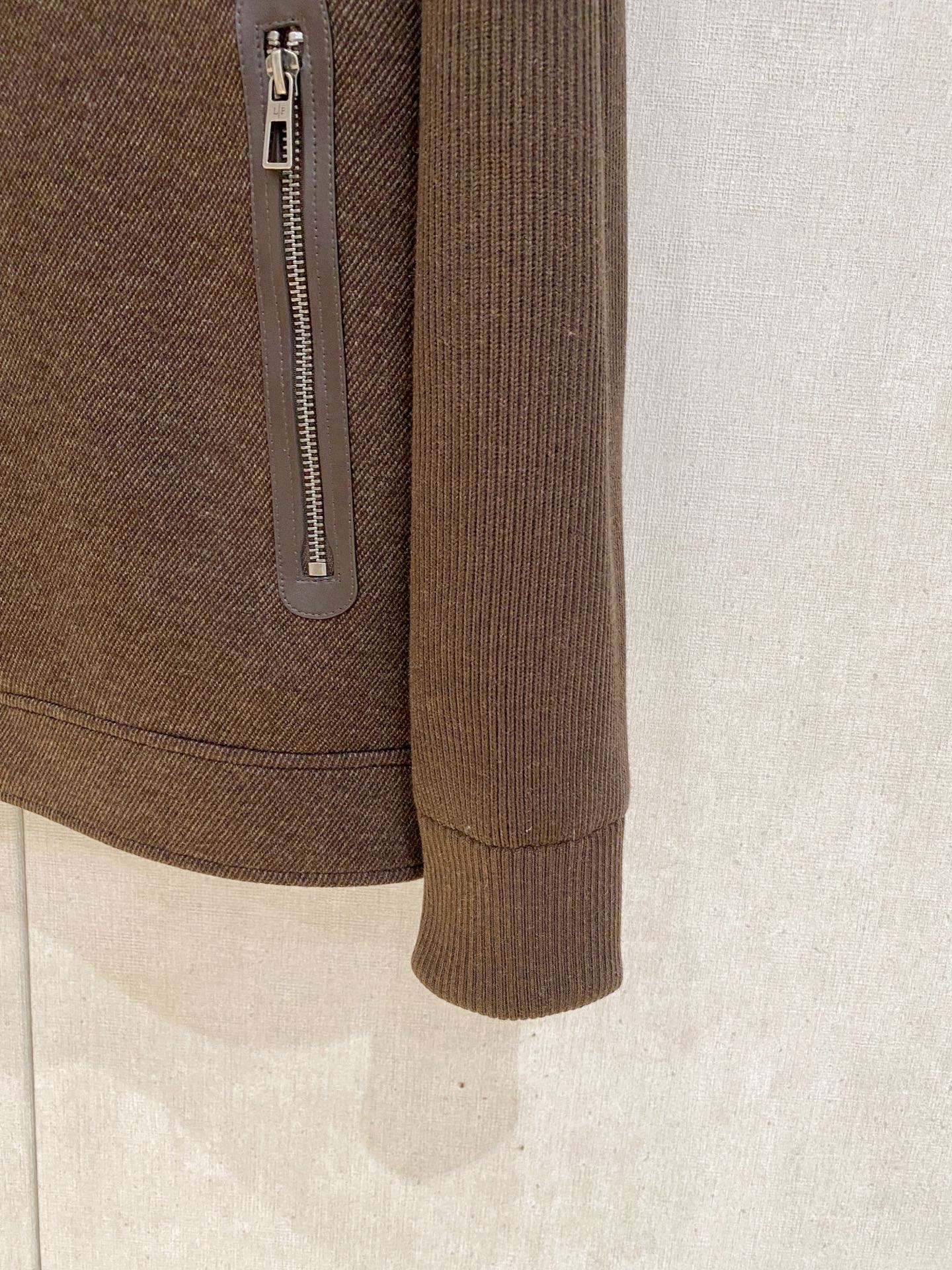 主推🌟🌟Loro Piana 针织拼接羽绒服 26秋冬新款意式老钱Loro Piana诺悠翩雅羽绒服🆕原版1:1订制五金 主推🌟🌟Loro Piana 针织拼接羽绒服 26秋冬新款意式老钱Loro Piana诺悠翩雅羽绒服🆕原版1:1订制五金