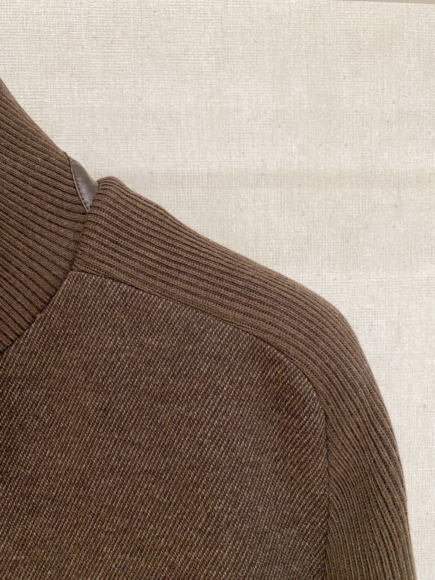主推🌟🌟Loro Piana 针织拼接羽绒服 26秋冬新款意式老钱Loro Piana诺悠翩雅羽绒服🆕原版1:1订制五金 主推🌟🌟Loro Piana 针织拼接羽绒服 26秋冬新款意式老钱Loro Piana诺悠翩雅羽绒服🆕原版1:1订制五金