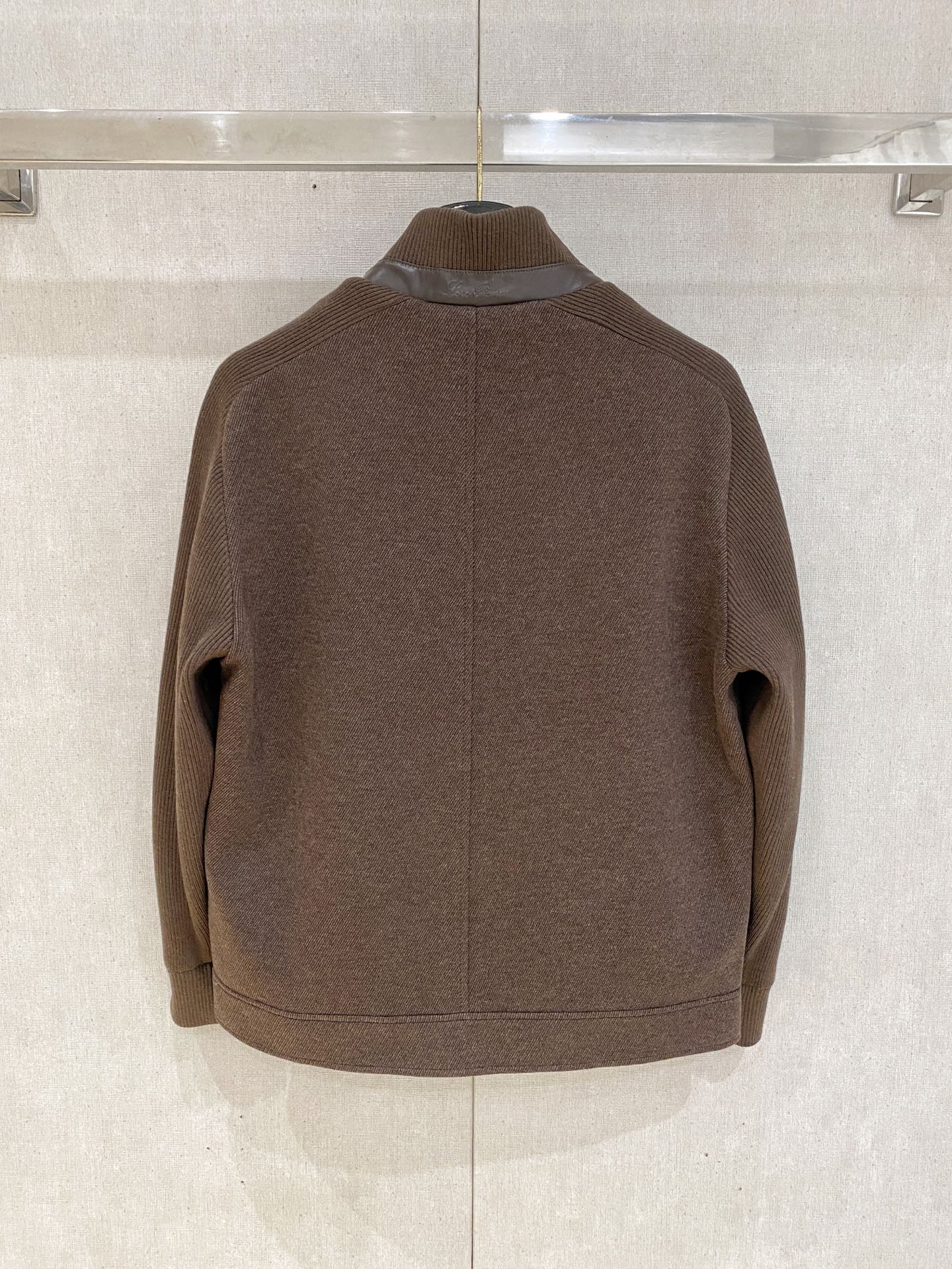 主推🌟🌟Loro Piana 针织拼接羽绒服 26秋冬新款意式老钱Loro Piana诺悠翩雅羽绒服🆕原版1:1订制五金 主推🌟🌟Loro Piana 针织拼接羽绒服 26秋冬新款意式老钱Loro Piana诺悠翩雅羽绒服🆕原版1:1订制五金