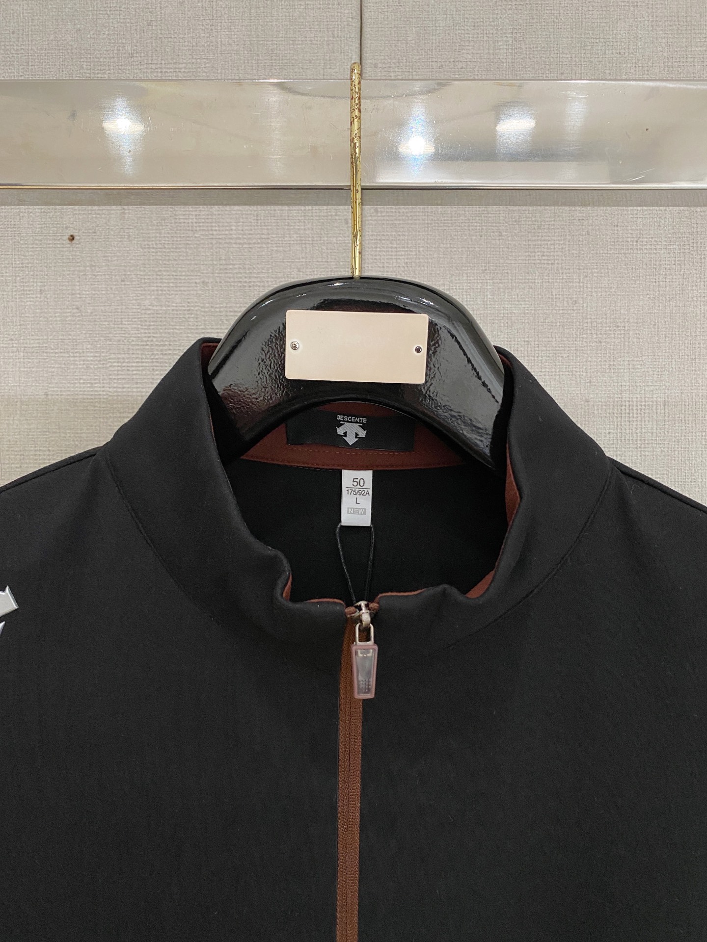 🌾 迪桑特 25ss早秋【新品】半高领打底衫单穿卫衣爆款 超前卫设计风格 细腻舒适 穿着非常轻便不易起皱