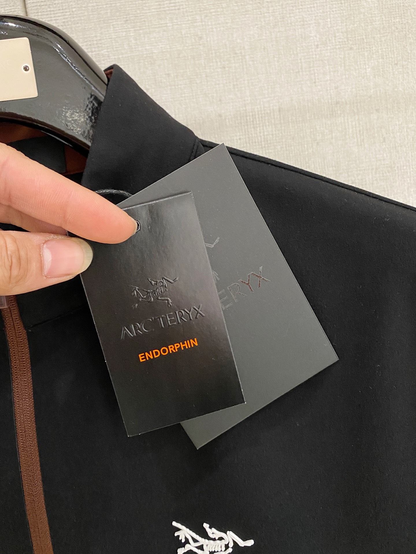 🌾 始祖鸟 25ss早秋【新品】半高领打底衫单穿卫衣爆款 超前卫设计风格 细腻舒适 穿着非常轻便不易起皱