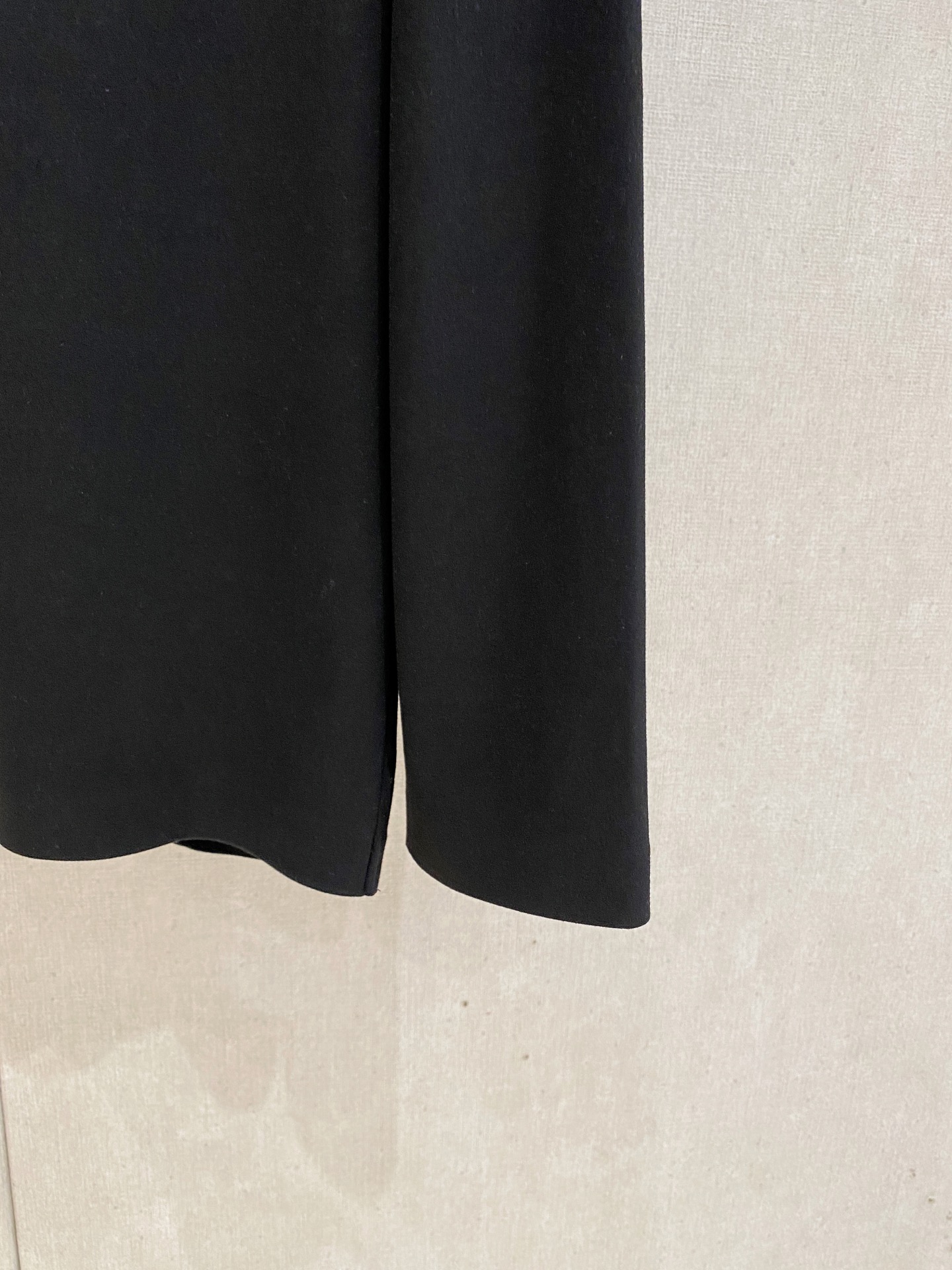 🌾 始祖鸟 25ss早秋【新品】半高领打底衫单穿卫衣爆款 超前卫设计风格 细腻舒适 穿着非常轻便不易起皱