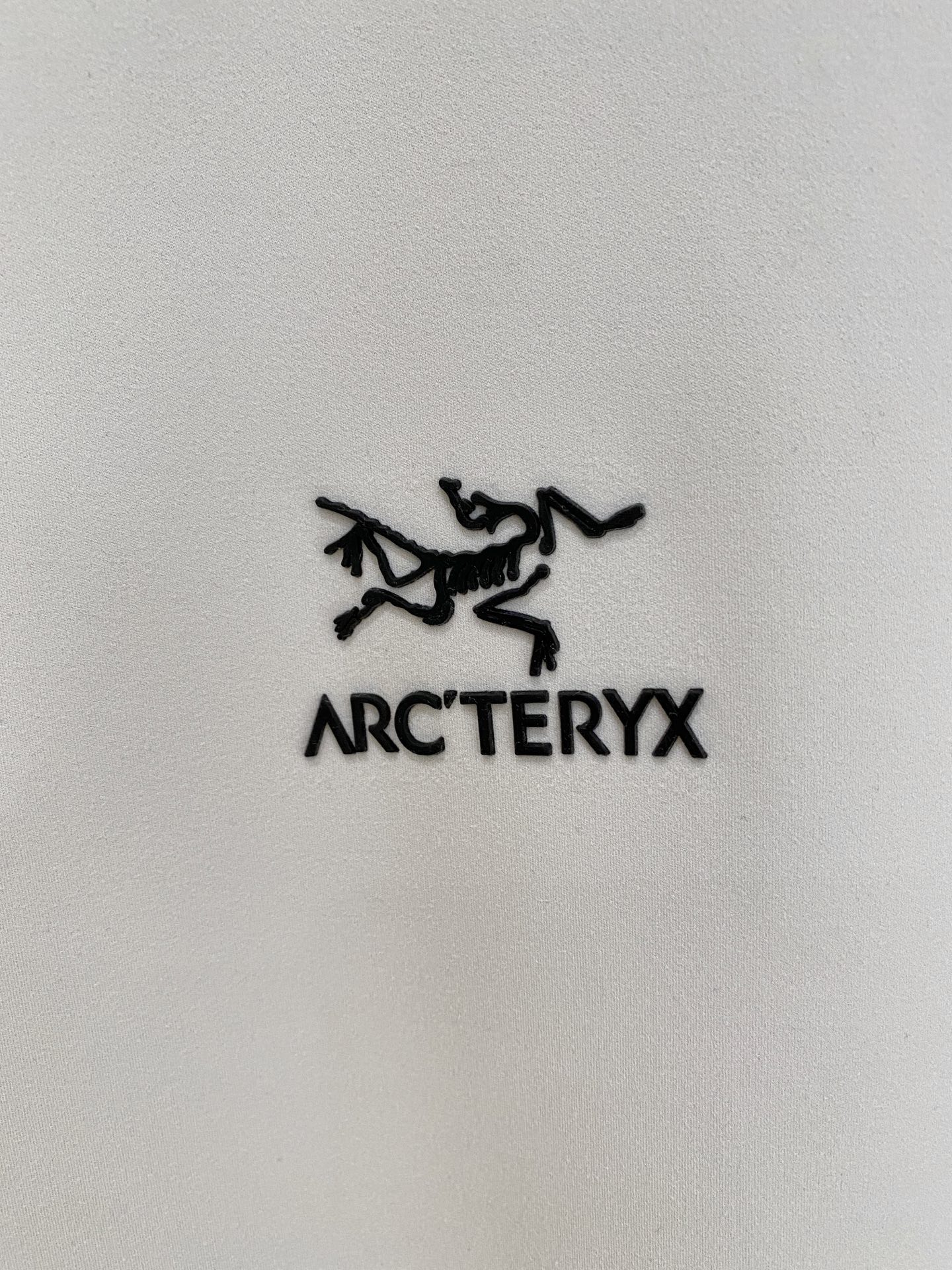 🌾 始祖鸟 25ss早秋【新品】半高领打底衫单穿卫衣爆款 超前卫设计风格 细腻舒适 穿着非常轻便不易起皱