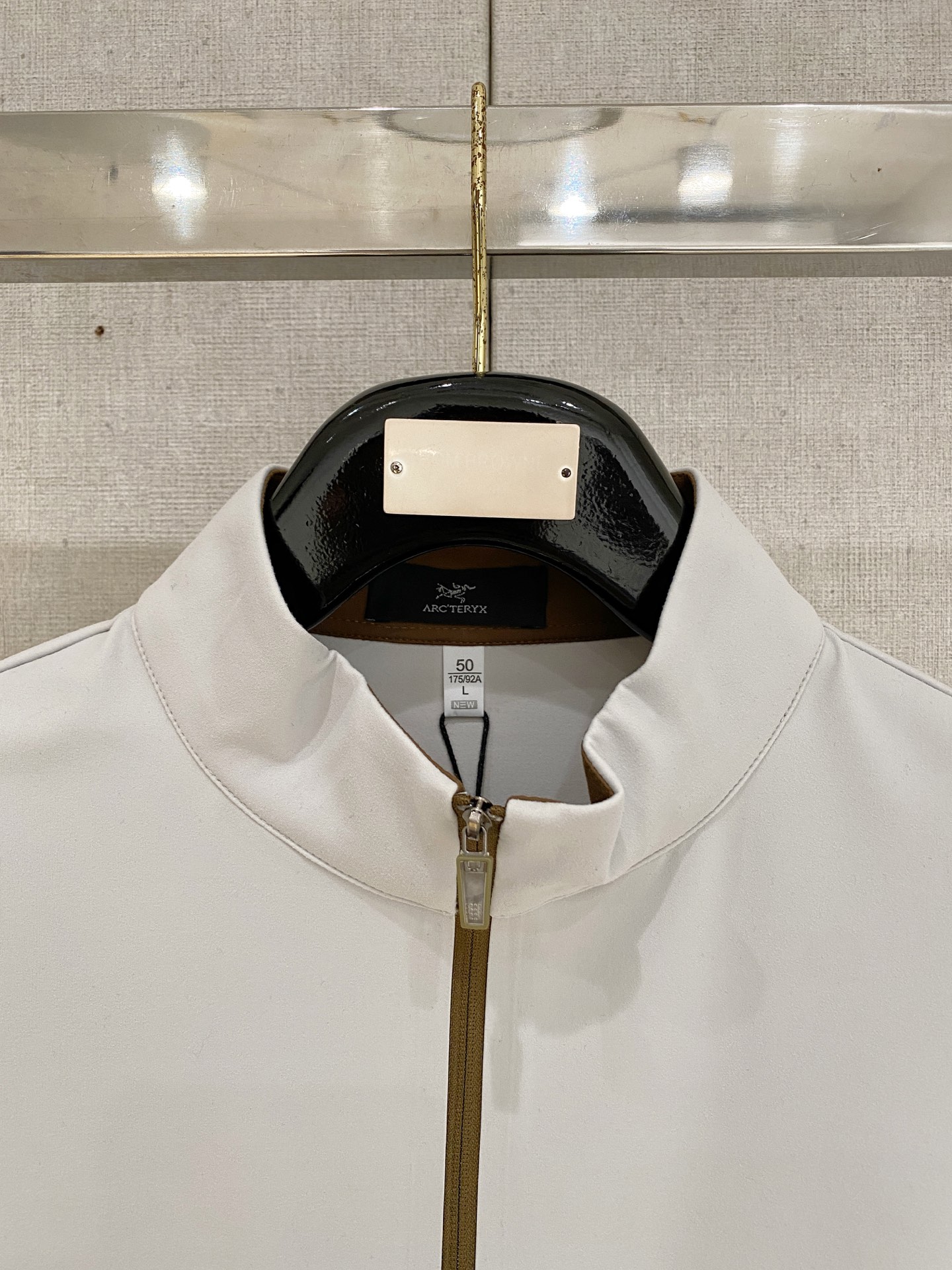 🌾 始祖鸟 25ss早秋【新品】半高领打底衫单穿卫衣爆款 超前卫设计风格 细腻舒适 穿着非常轻便不易起皱