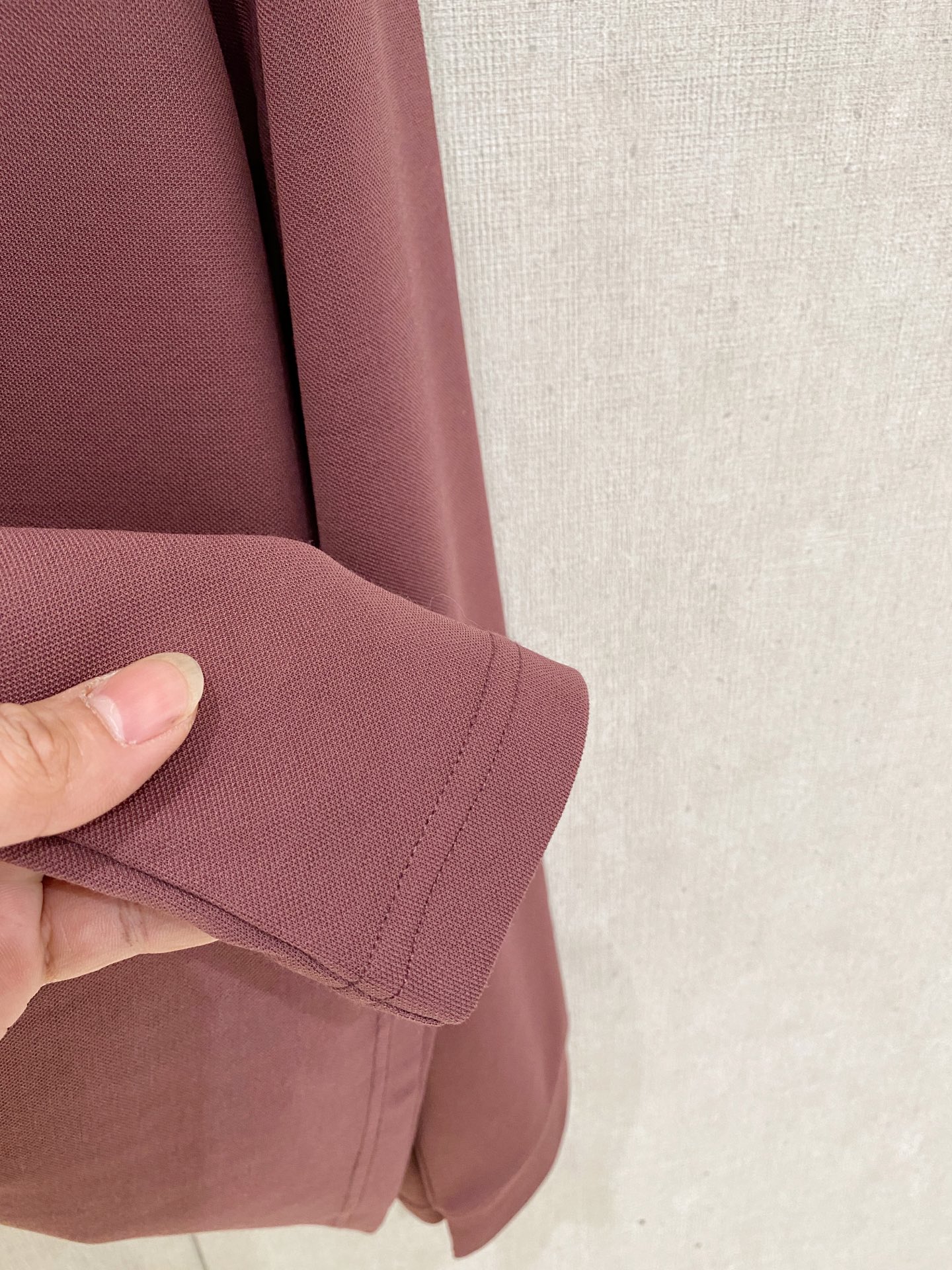 🌾 巴宝莉 25ss【新品】Polo打底衫爆款 超前卫设计风格 细腻舒适 穿着非常轻便不易起皱。多重重工