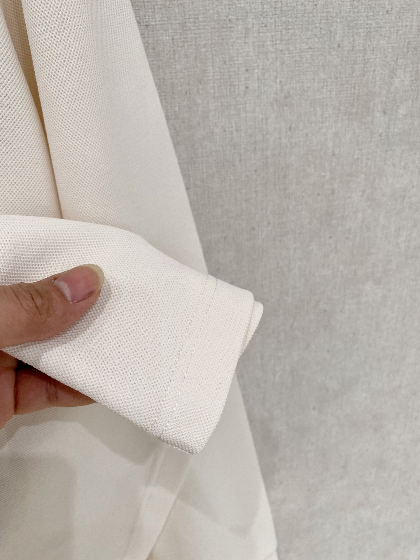 🌾 LV 25ss【新品】Polo打底衫爆款 超前卫设计风格 细腻舒适 穿着非常轻便不易起皱。多重重工艺