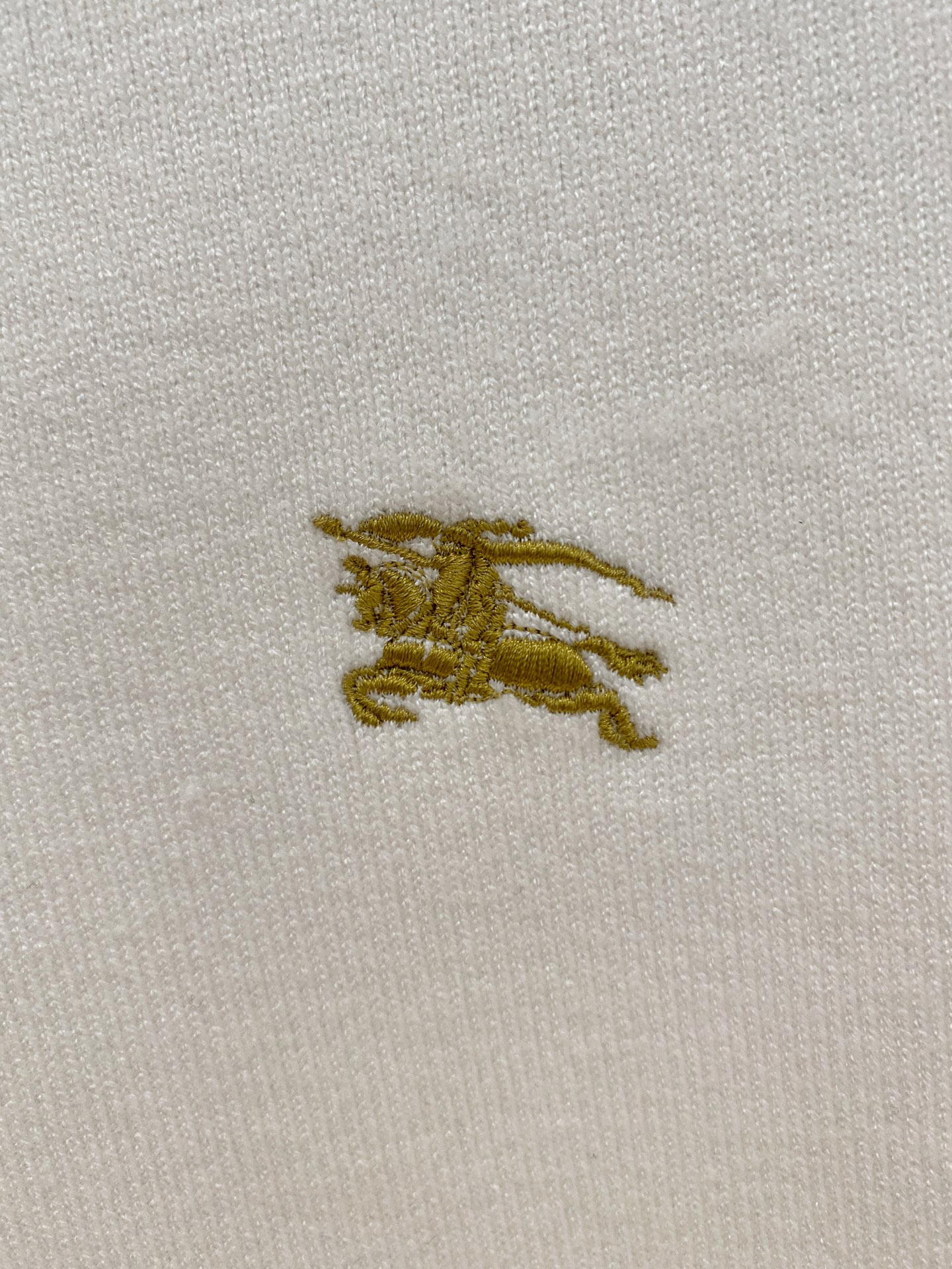 巴宝莉 毛衣 2025秋冬最新系列，专柜1:1顶级复刻，全品相！加厚款，潮人必备单品！懂货的老铁赶紧下手