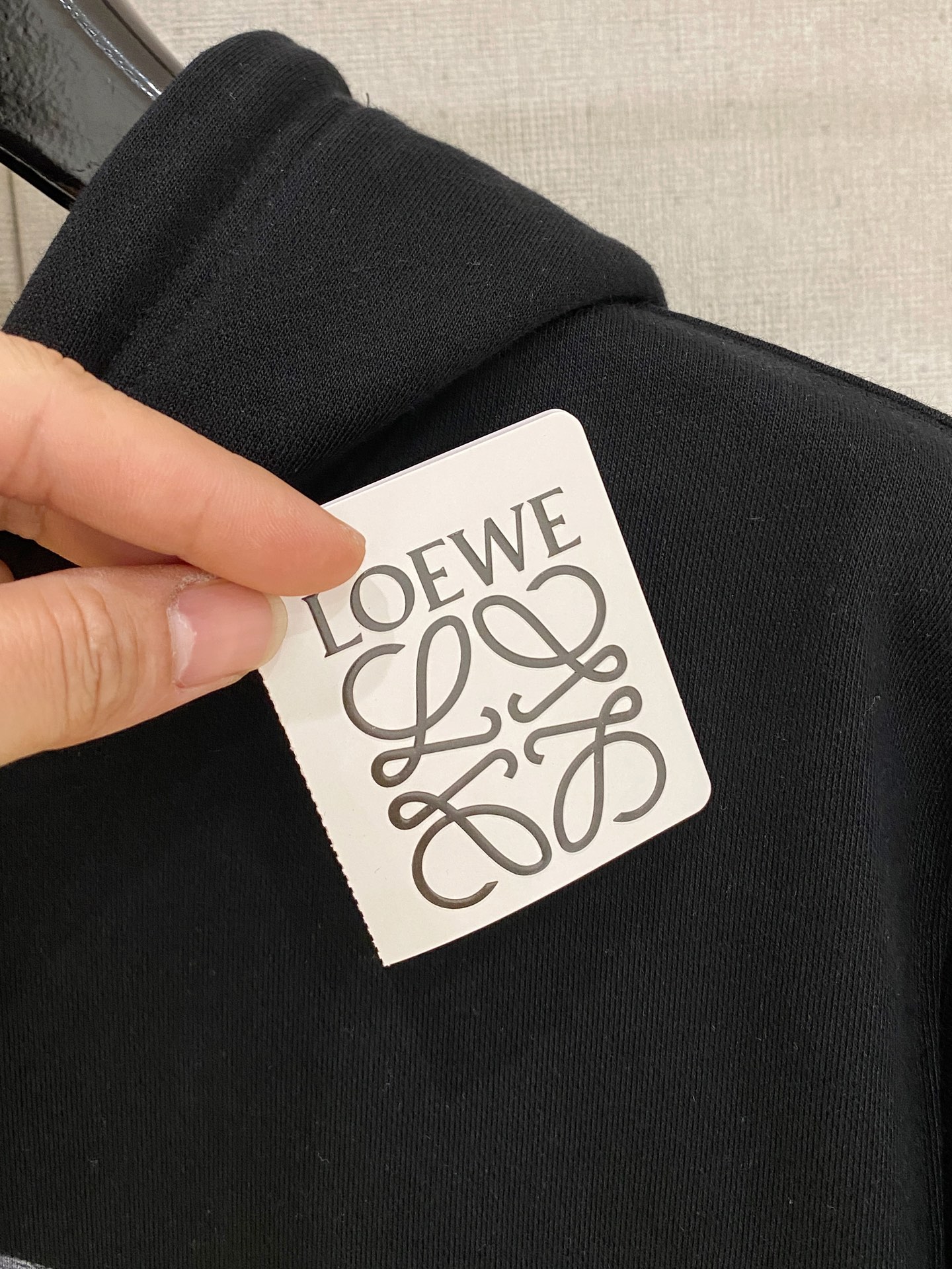 罗意威 25SS【新品】最新最顶级版本精美工艺圆领卫衣，最顶级的品质专柜原单套头衫，顶级制作工艺进口面料