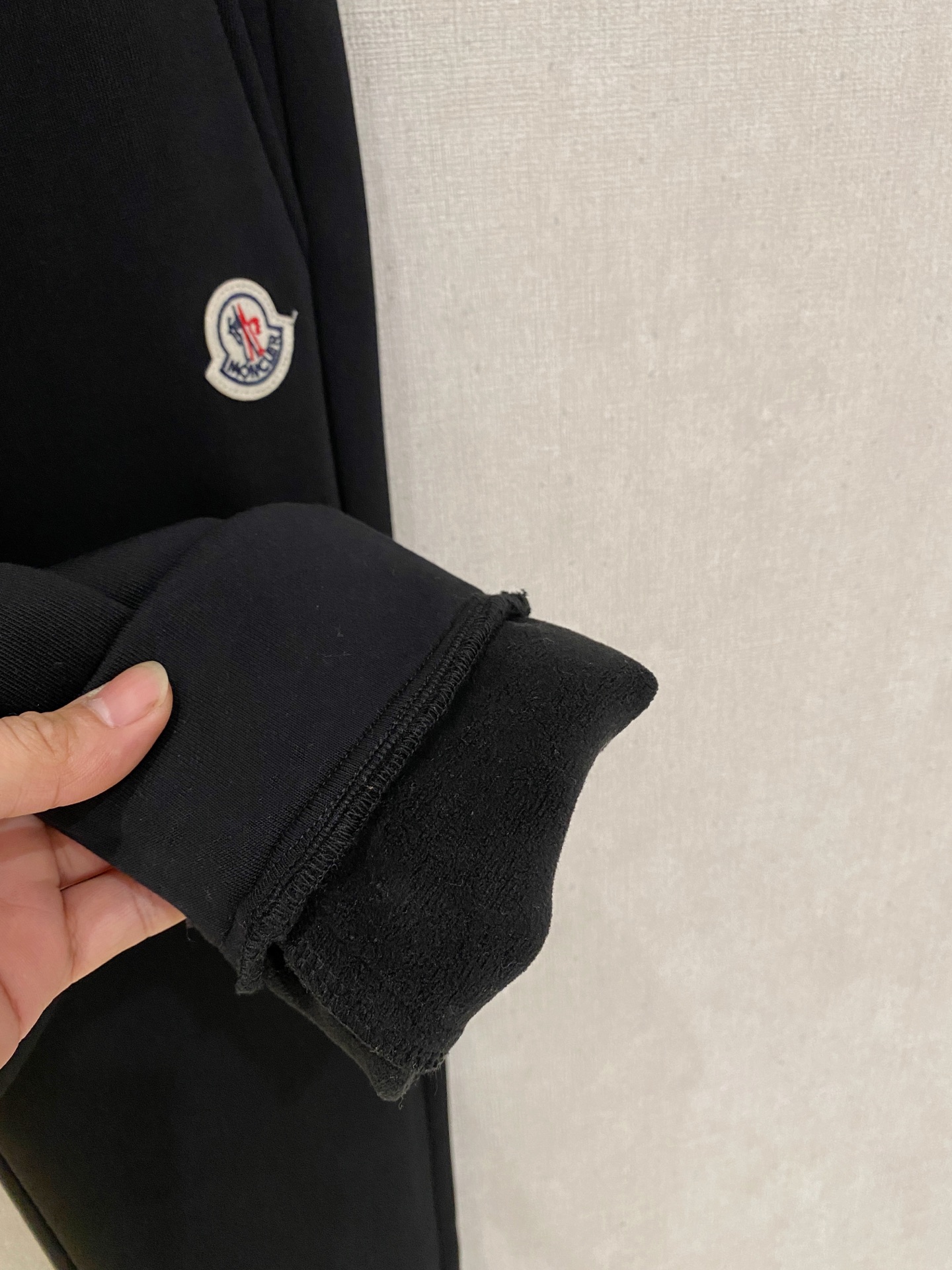 蒙口 加绒 【新品】秋冬25ss休闲裤金典再次出现，原单订制高品质时尚休闲裤。超级百搭款。独家定制面料，