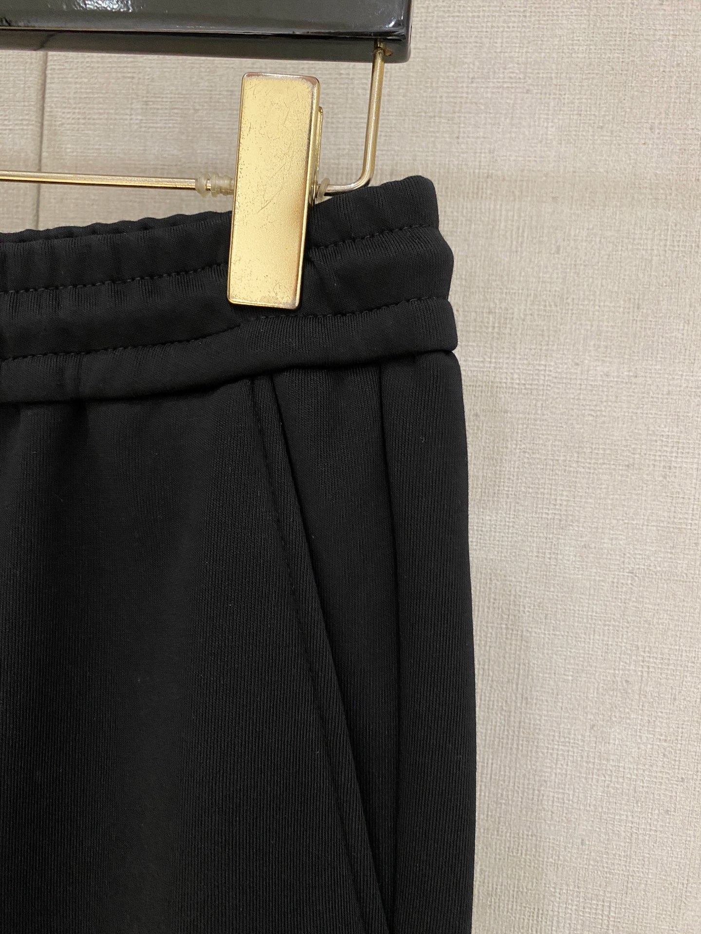 蒙口 加绒 【新品】秋冬25ss休闲裤金典再次出现，原单订制高品质时尚休闲裤。超级百搭款。独家定制面料，