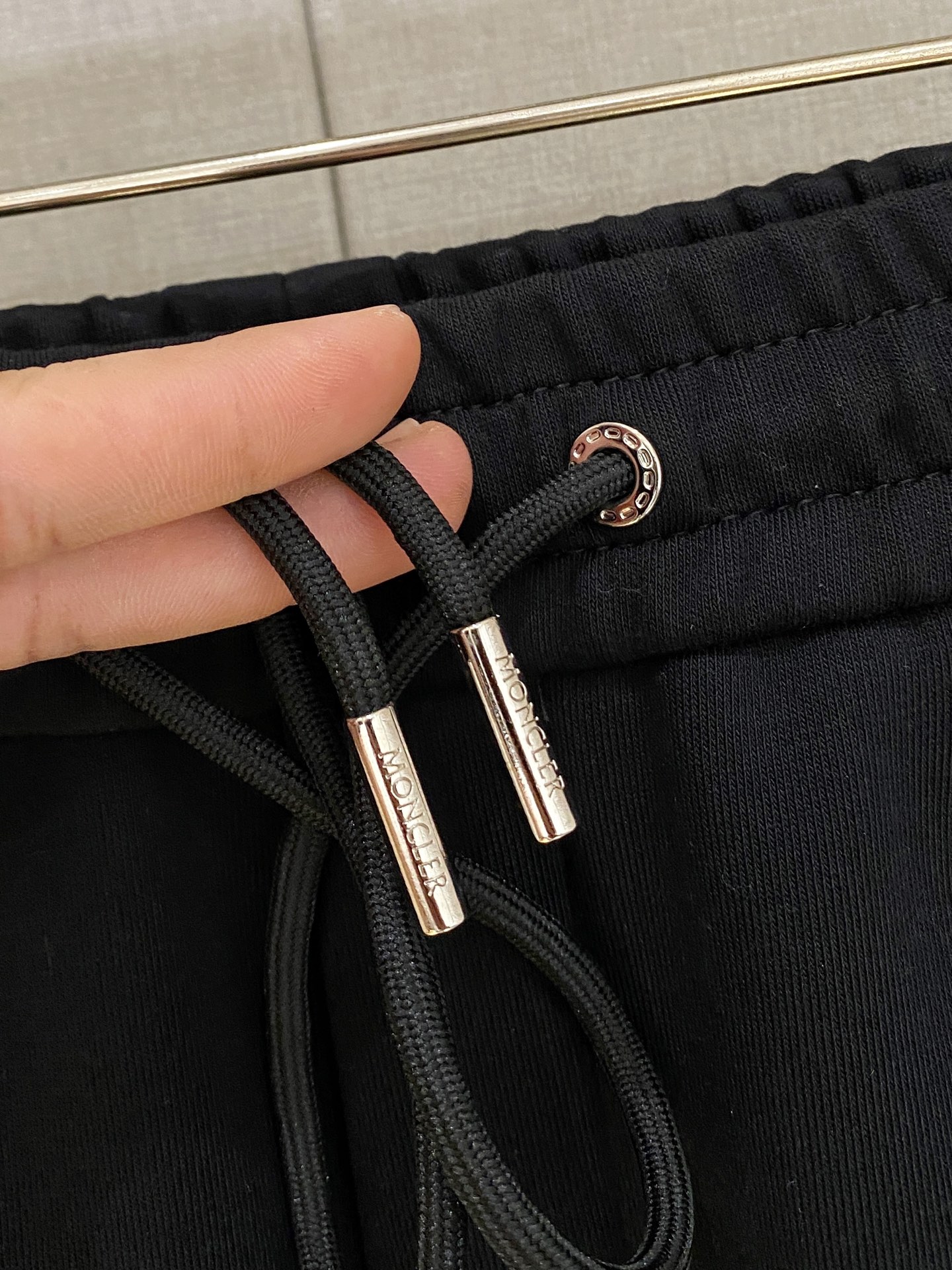 蒙口 加绒 【新品】秋冬25ss休闲裤金典再次出现，原单订制高品质时尚休闲裤。超级百搭款。独家定制面料，