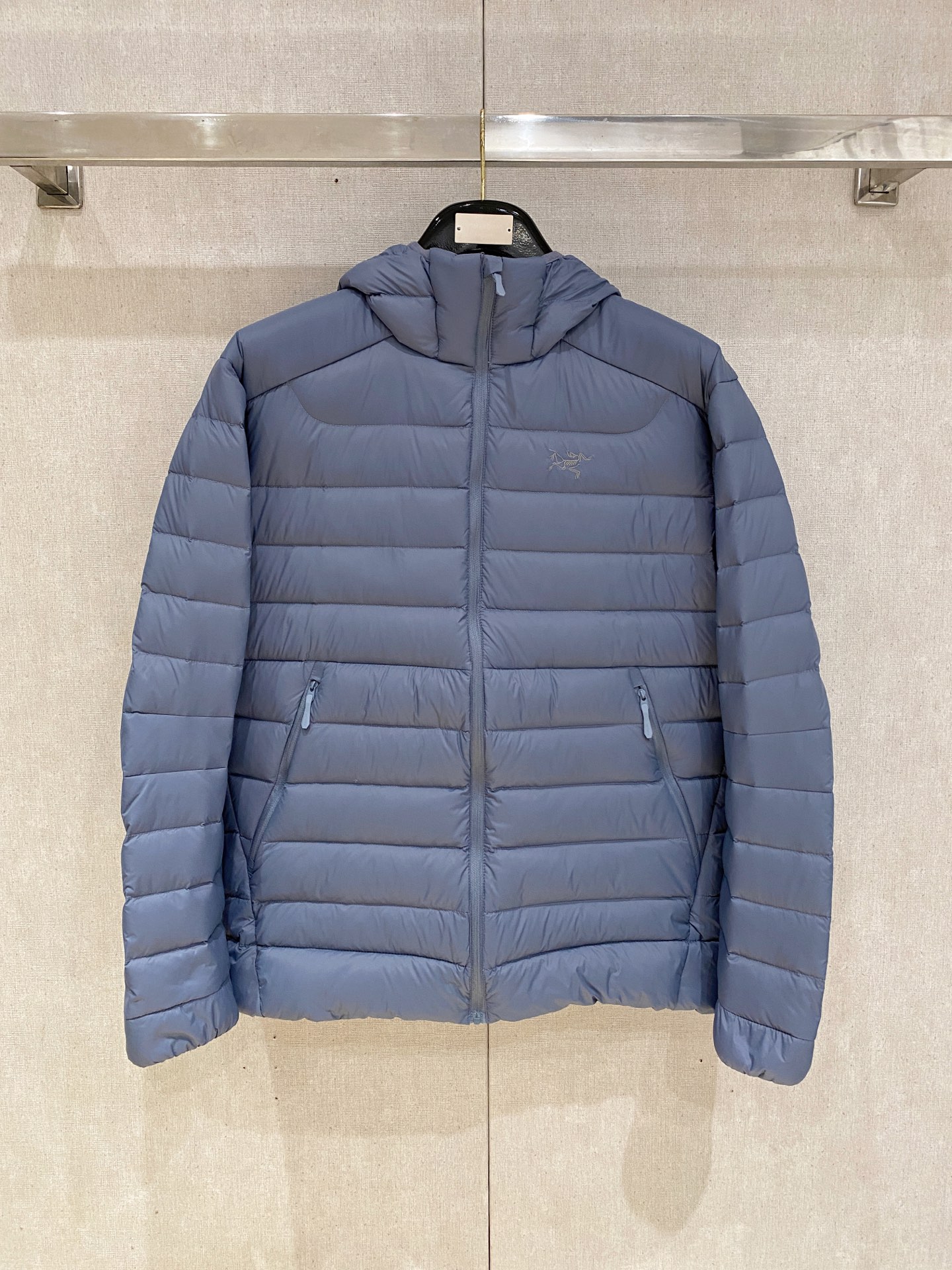 始祖鸟 冬季新品🌟时尚顶级羽绒服填充进口羽绒朵，100%市面最高品质，进口面料，里布最高标准，绝不跑绒，