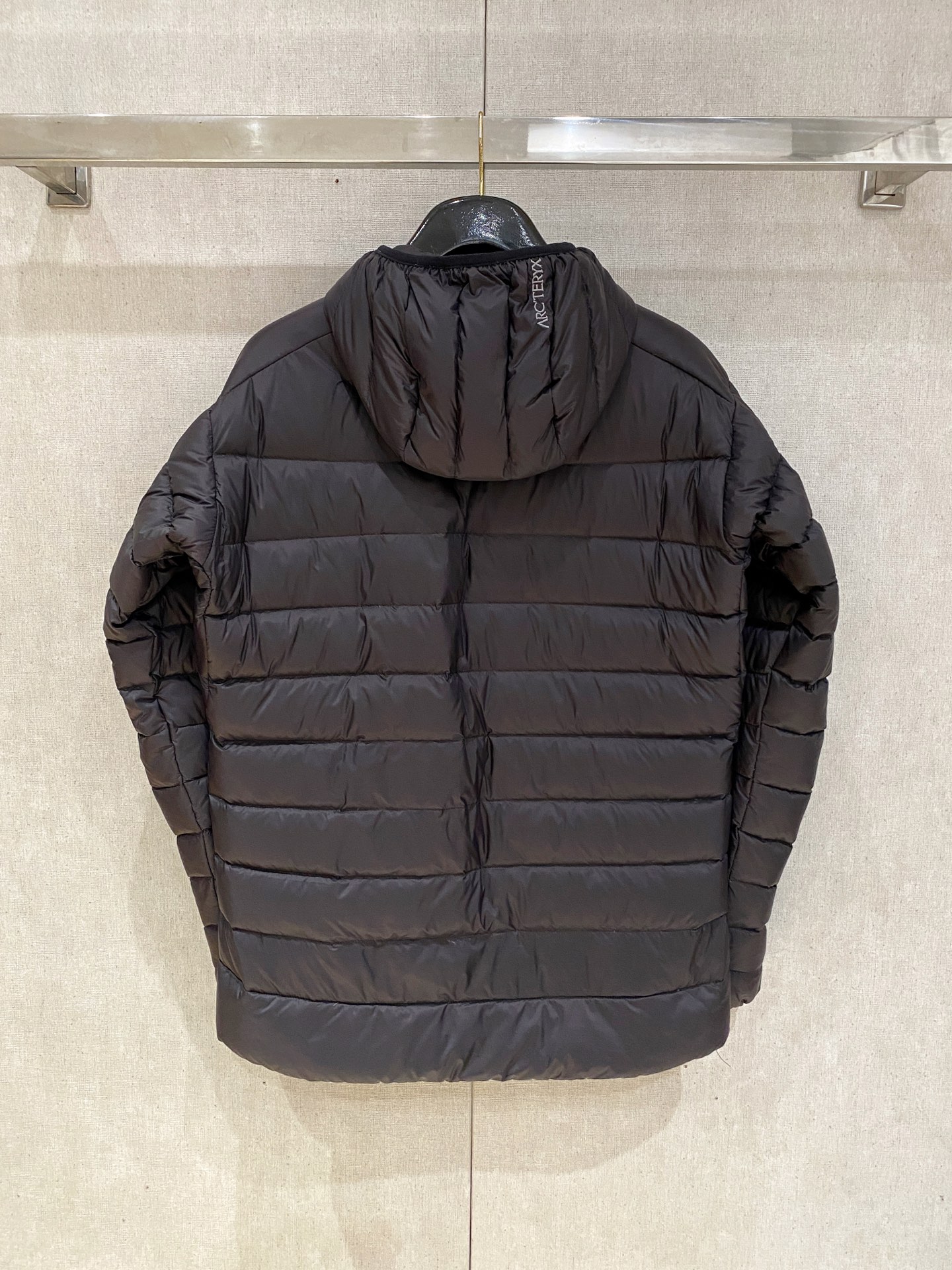 始祖鸟 冬季新品🌟时尚顶级羽绒服填充进口羽绒朵，100%市面最高品质，进口面料，里布最高标准，绝不跑绒，