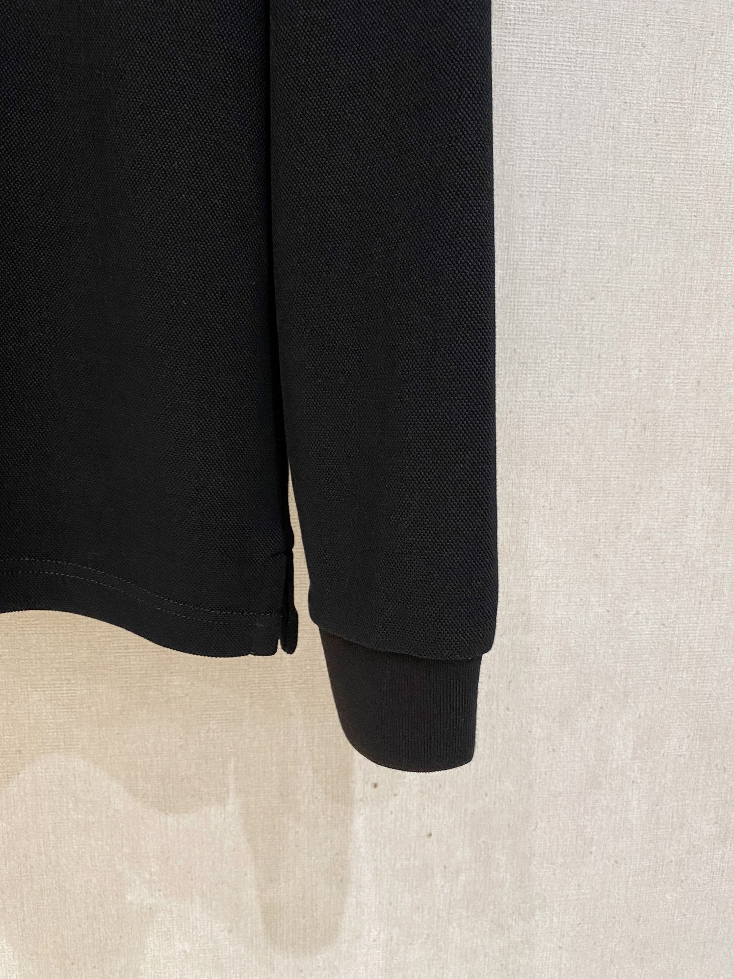 🔥🔥杰尼亚 25S秋季男士半拉链长袖POLO 胸前标志性LOGO徽标 整体非常的轻商务休闲！纯棉面料，上