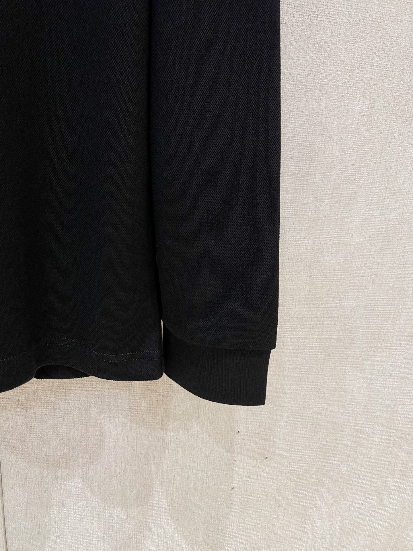 🔥🔥LS秋季男士半拉链长袖POLO 胸前标志性LOGO徽标 整体非常的轻商务休闲！纯棉面料，上身轻盈舒适