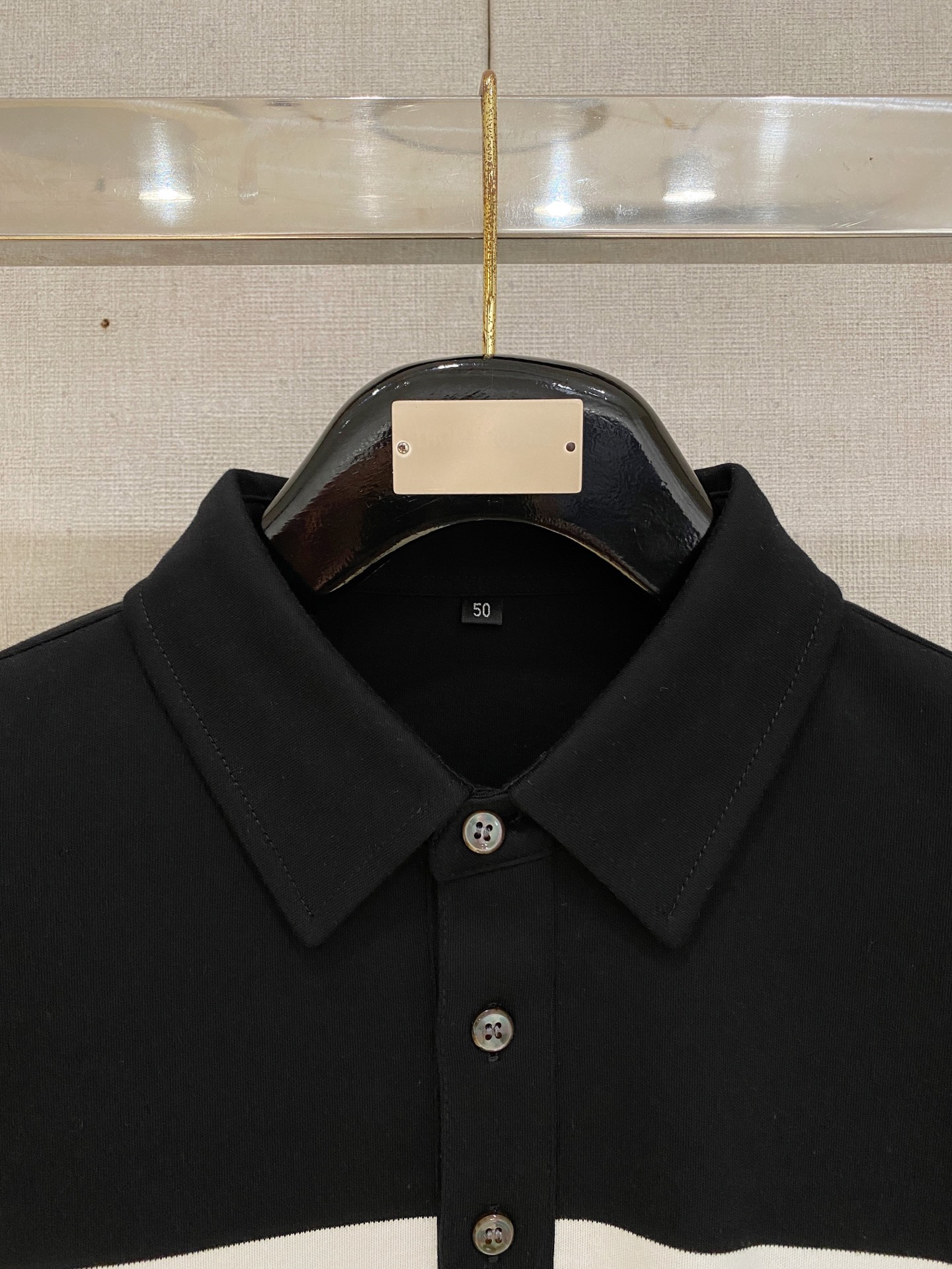 🔥🔥普拉达 25S秋季男士半拉链长袖POLO 胸前标志性LOGO徽标 整体非常的轻商务休闲！纯棉面料，上