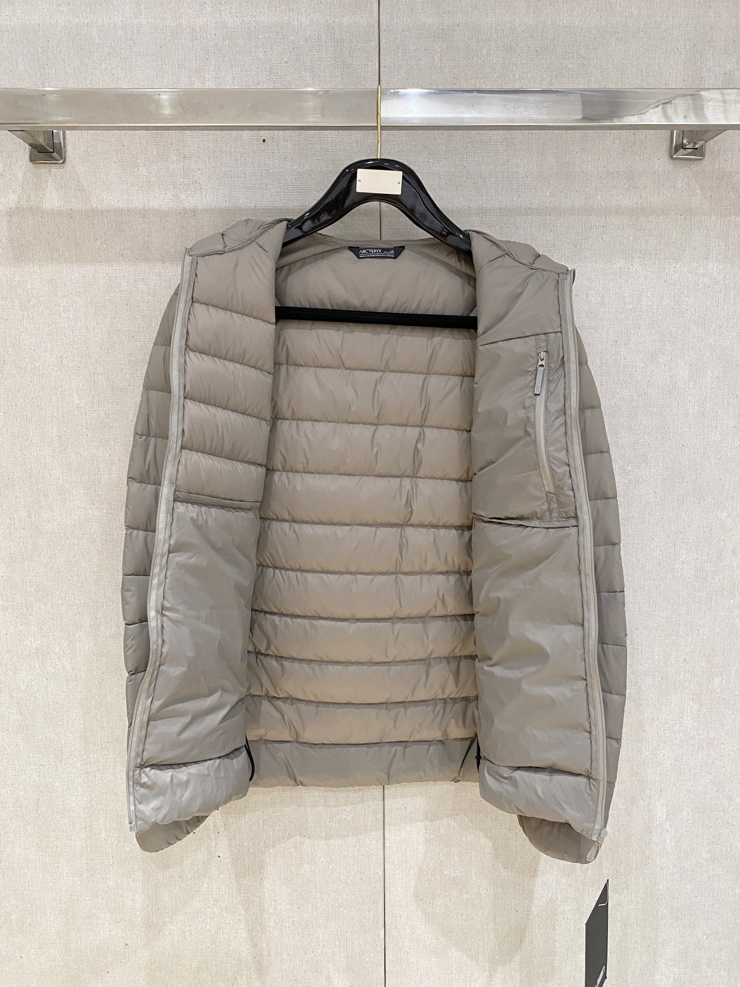 始祖鸟 冬季新品🌟时尚顶级羽绒服填充进口羽绒朵，100%市面最高品质，进口面料，里布最高标准，绝不跑绒，